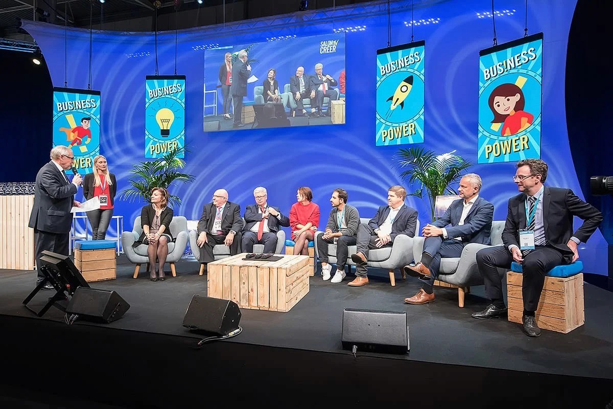 Table ronde d’experts lors d’un séminaire — photographe événementiel Lille Nord | Anteale Yann Manac’h