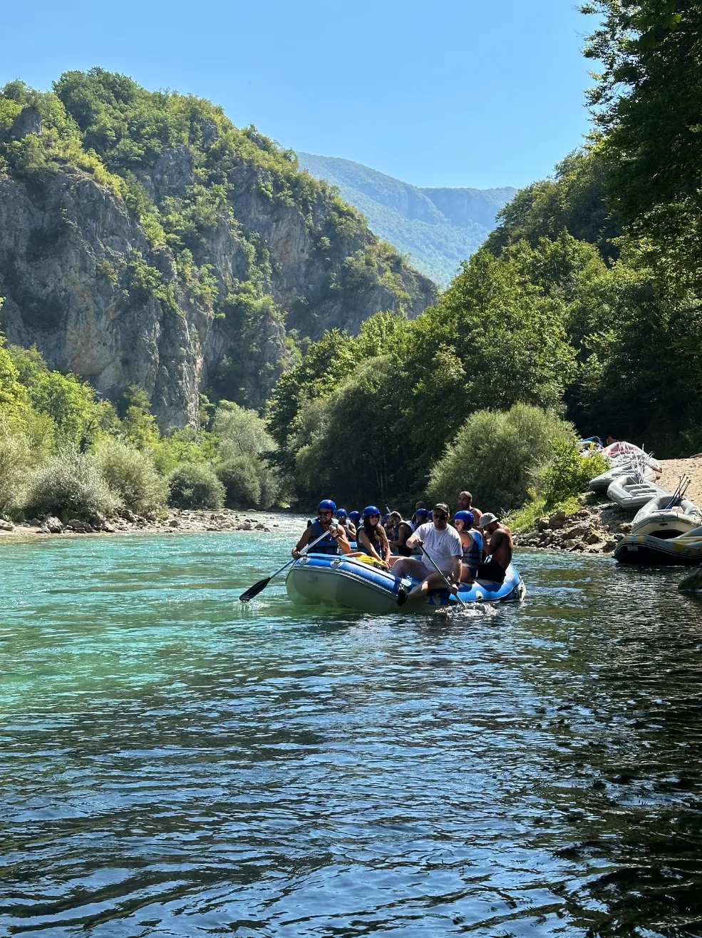 velmas-rafting