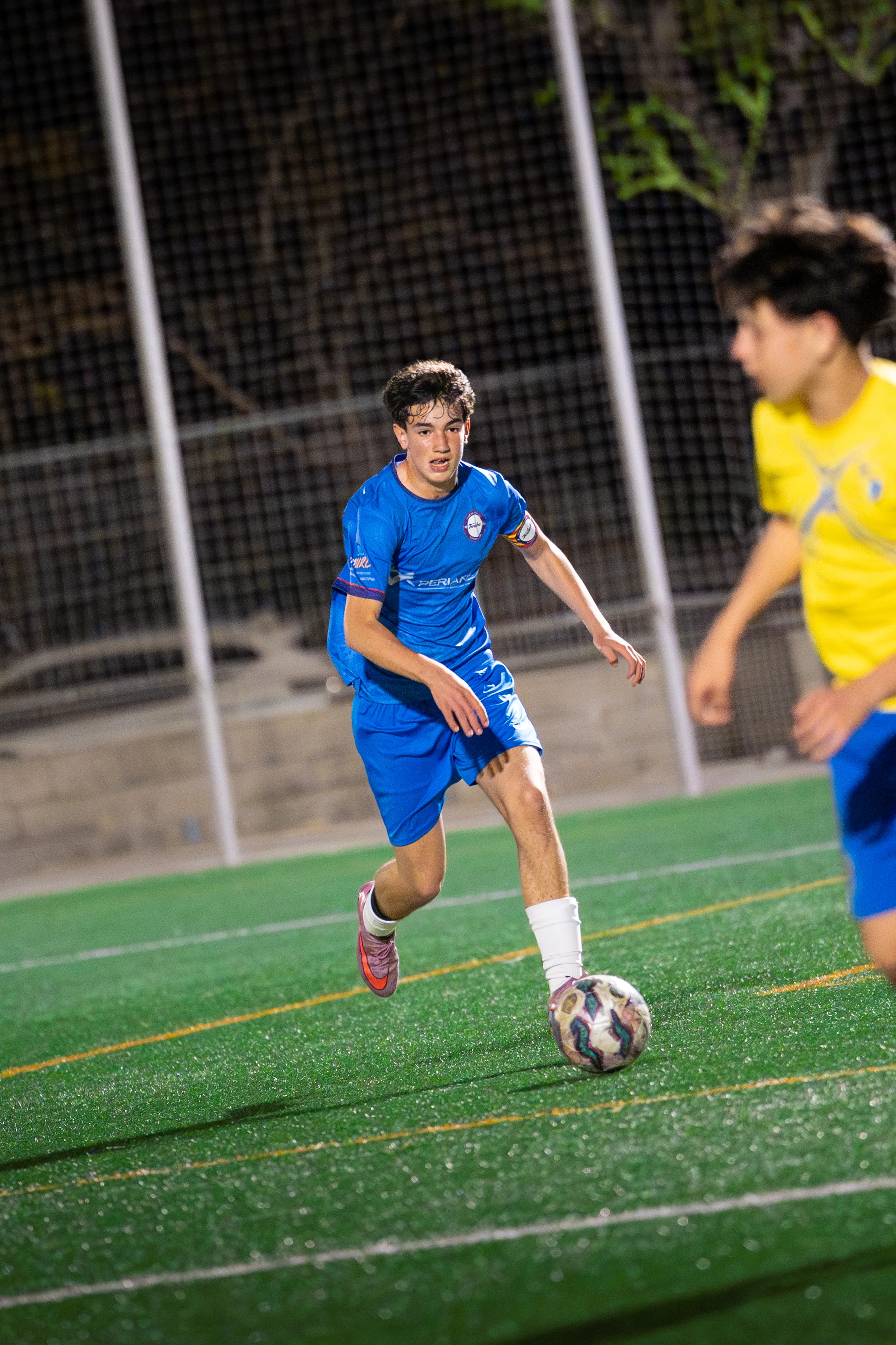 partido fútbol sala amigos Hospitalet, fotografía deportiva sala Barcelona, Nolan Pardo fotógrafo Barcelona 2026, fútbol sala interior Hospitalet