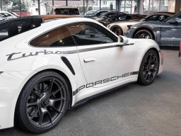 Porsche 911 Turbo S 50 Jahre Lift+Burmester+Pano+360°Kam — Vorschaubild 9