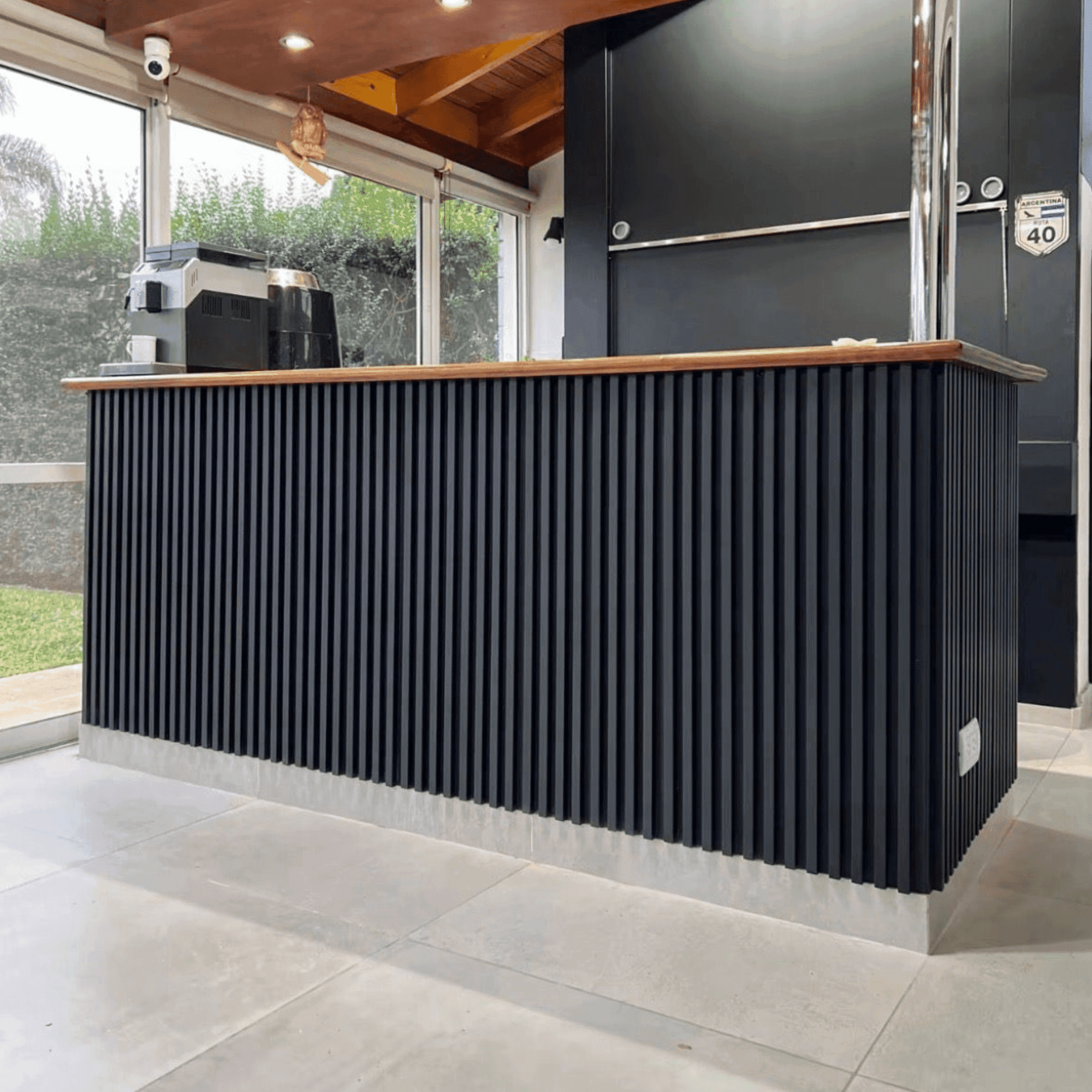 WPC Wall Panel Interior Negro Mate - SRJ Tu Hogar