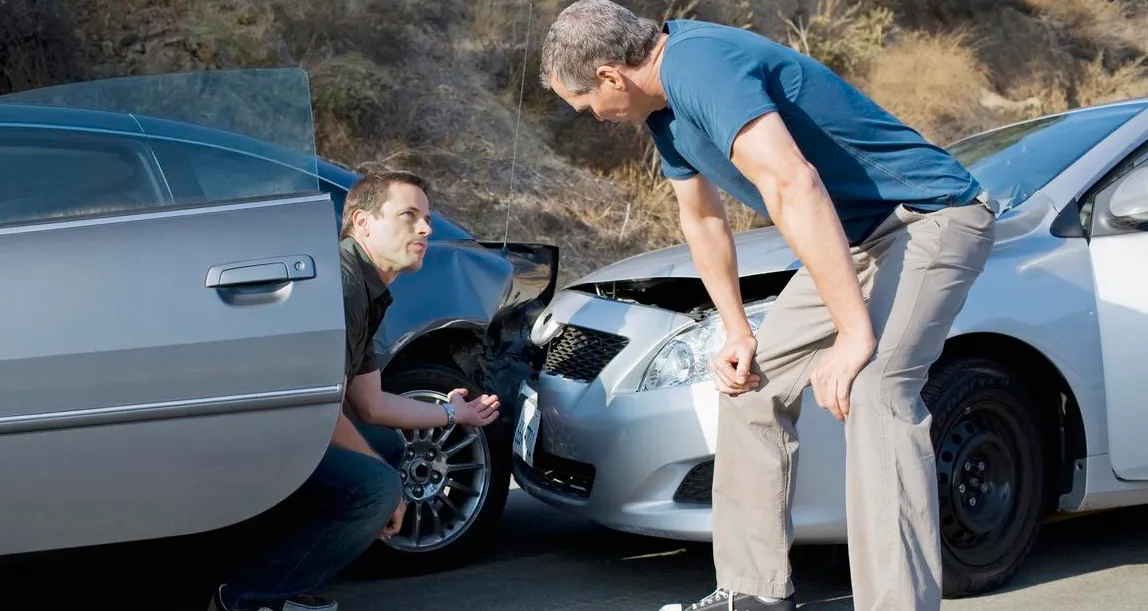 ¿Cómo determinar quién tuvo la culpa en un accidente de auto - accidente de auto
