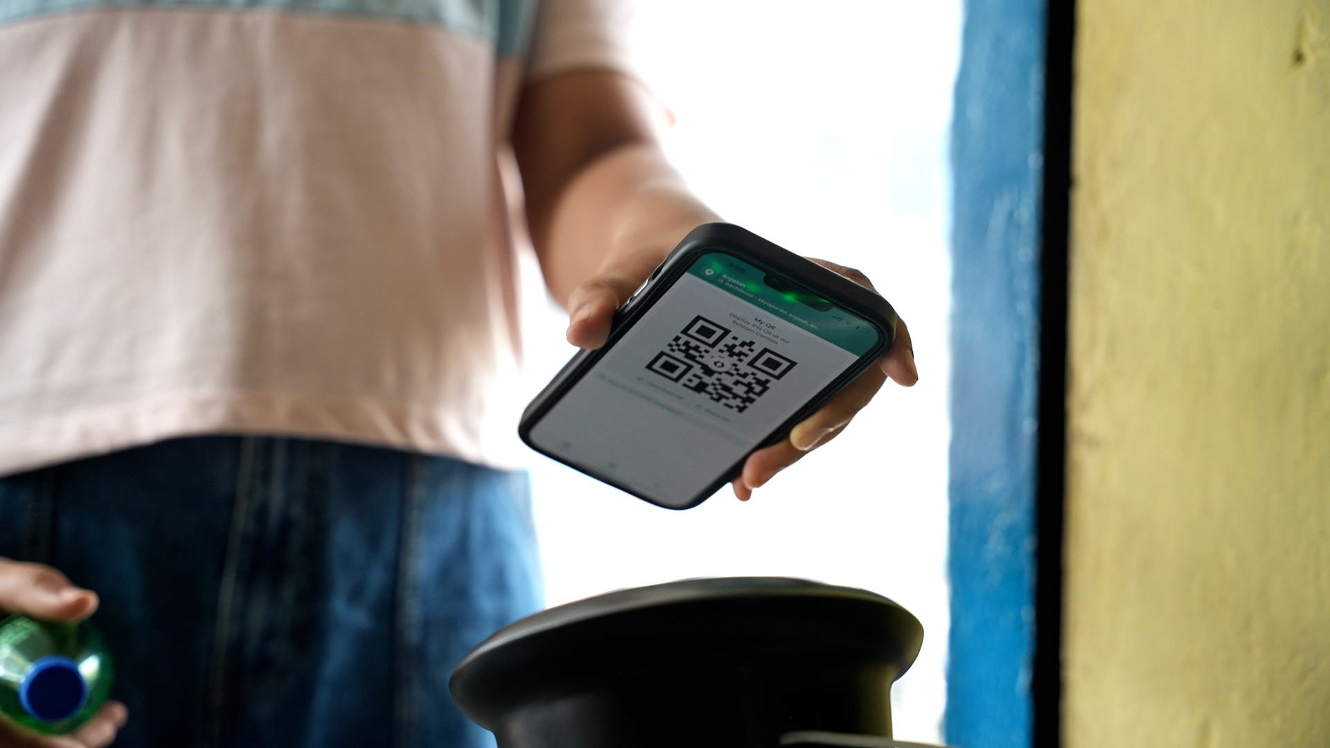 Daily limit card showing $2,500 spent, representing 12.5% of the total limit