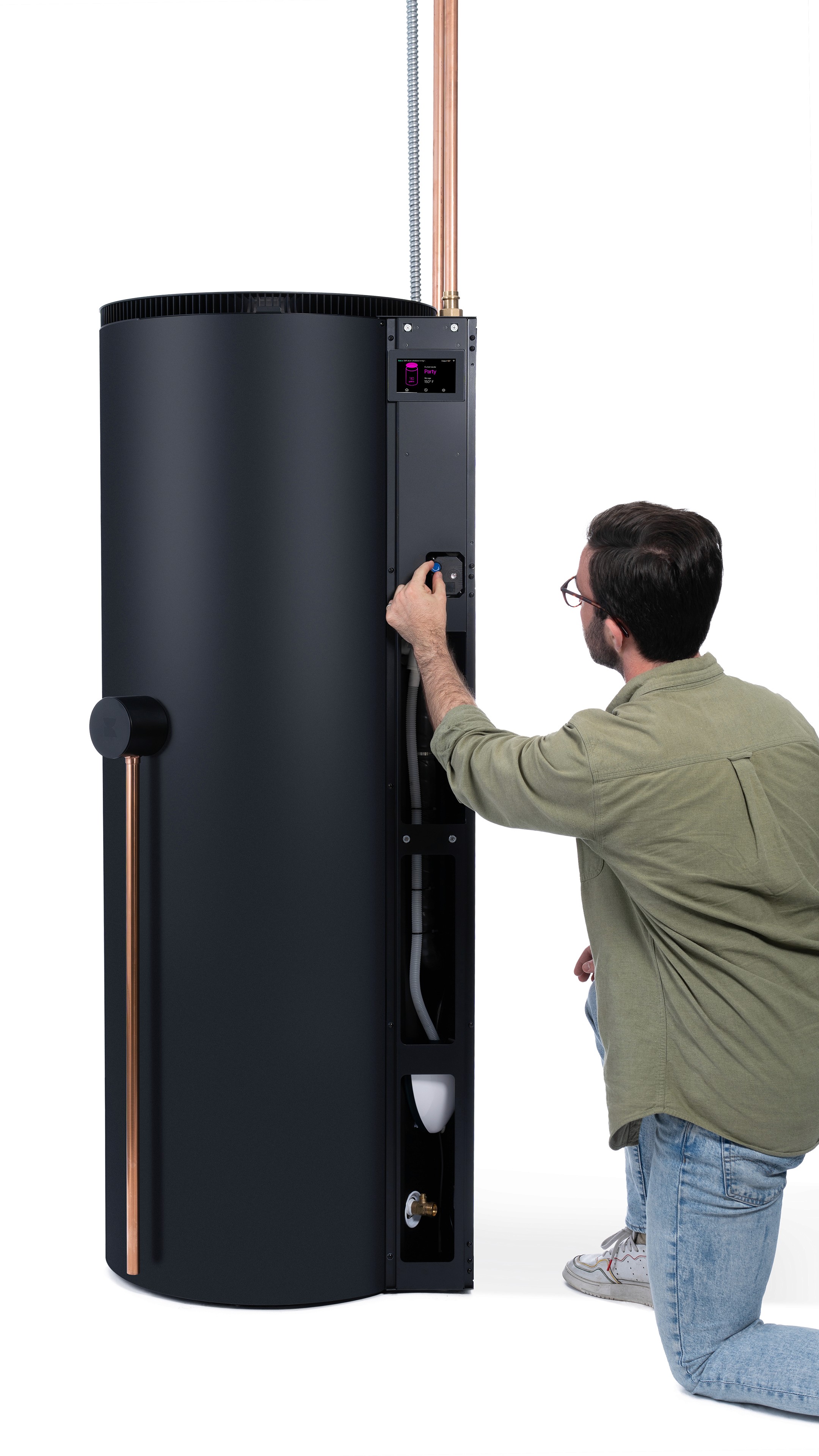 Reservoir water heater with user bending down