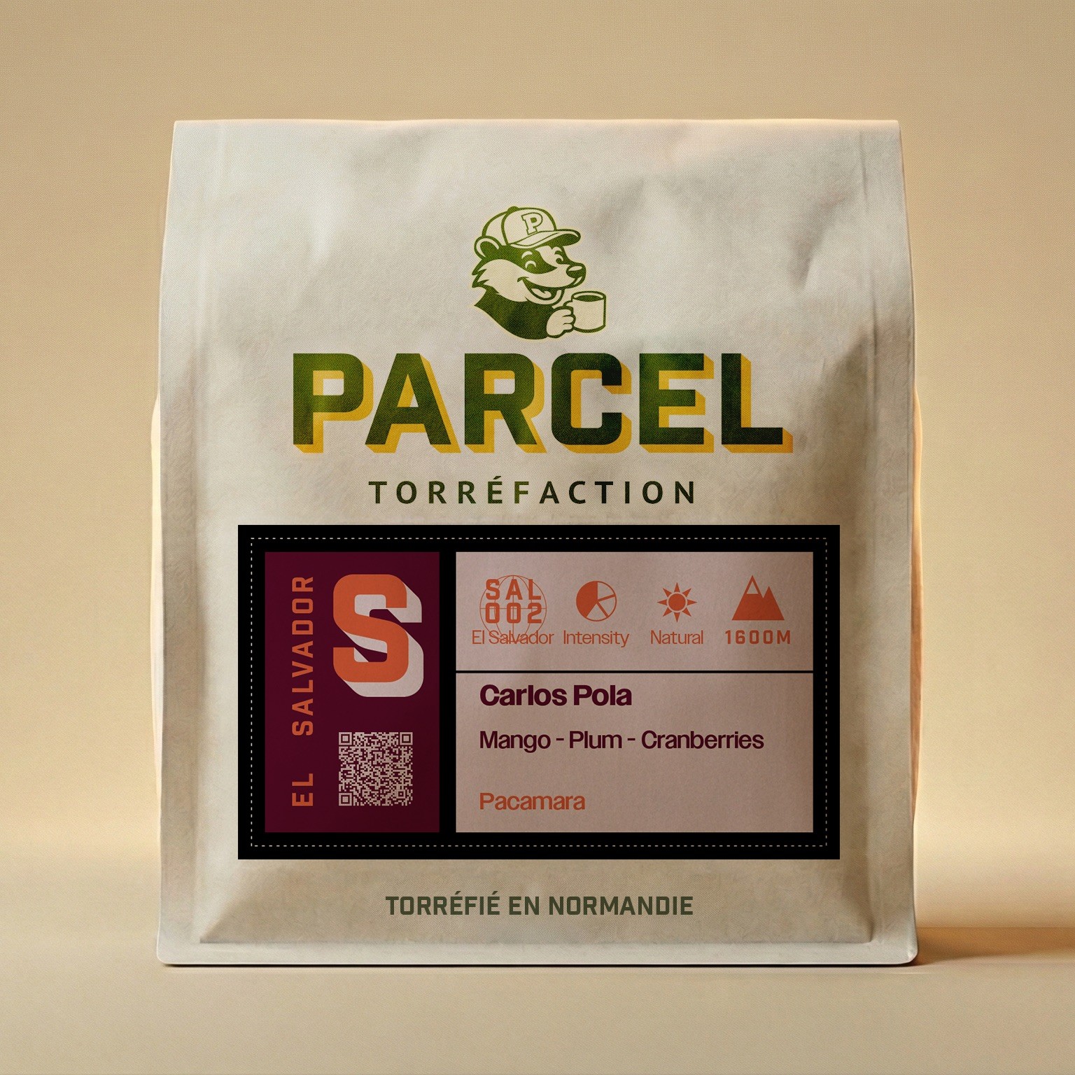 Parcel Torréfaction El Salvador Carlos Pola coffee bag with mango, plum, and cranberry tasting notes, made from Pacamara varietal, displayed clearly for accessible reading.
