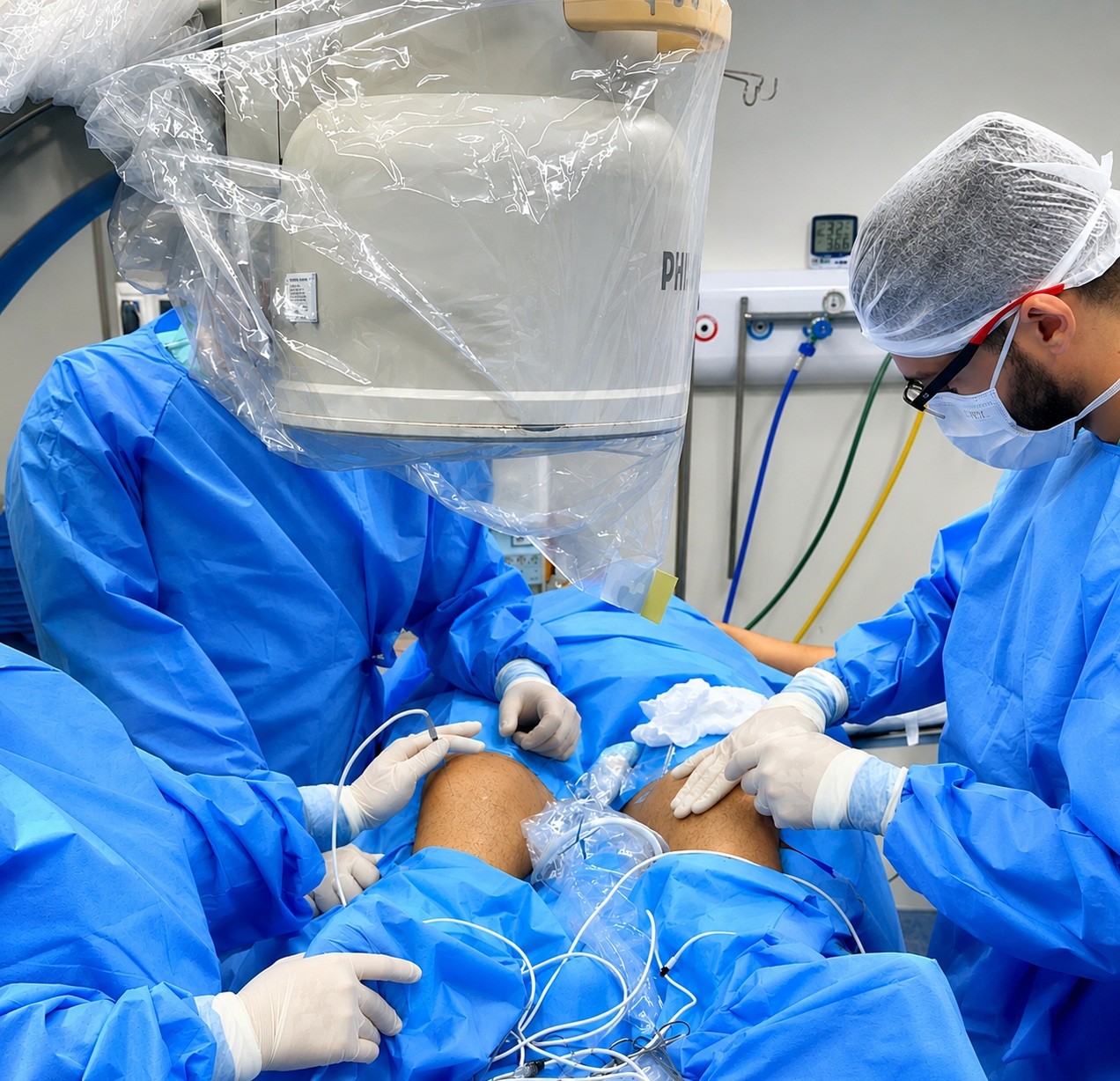 O bloqueio de nervos geniculares é uma excelente opção para casos em que a cirurgia não é cogitada.