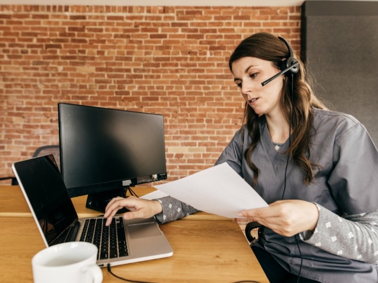 freelance virtual assistant helping a growing team with admin support