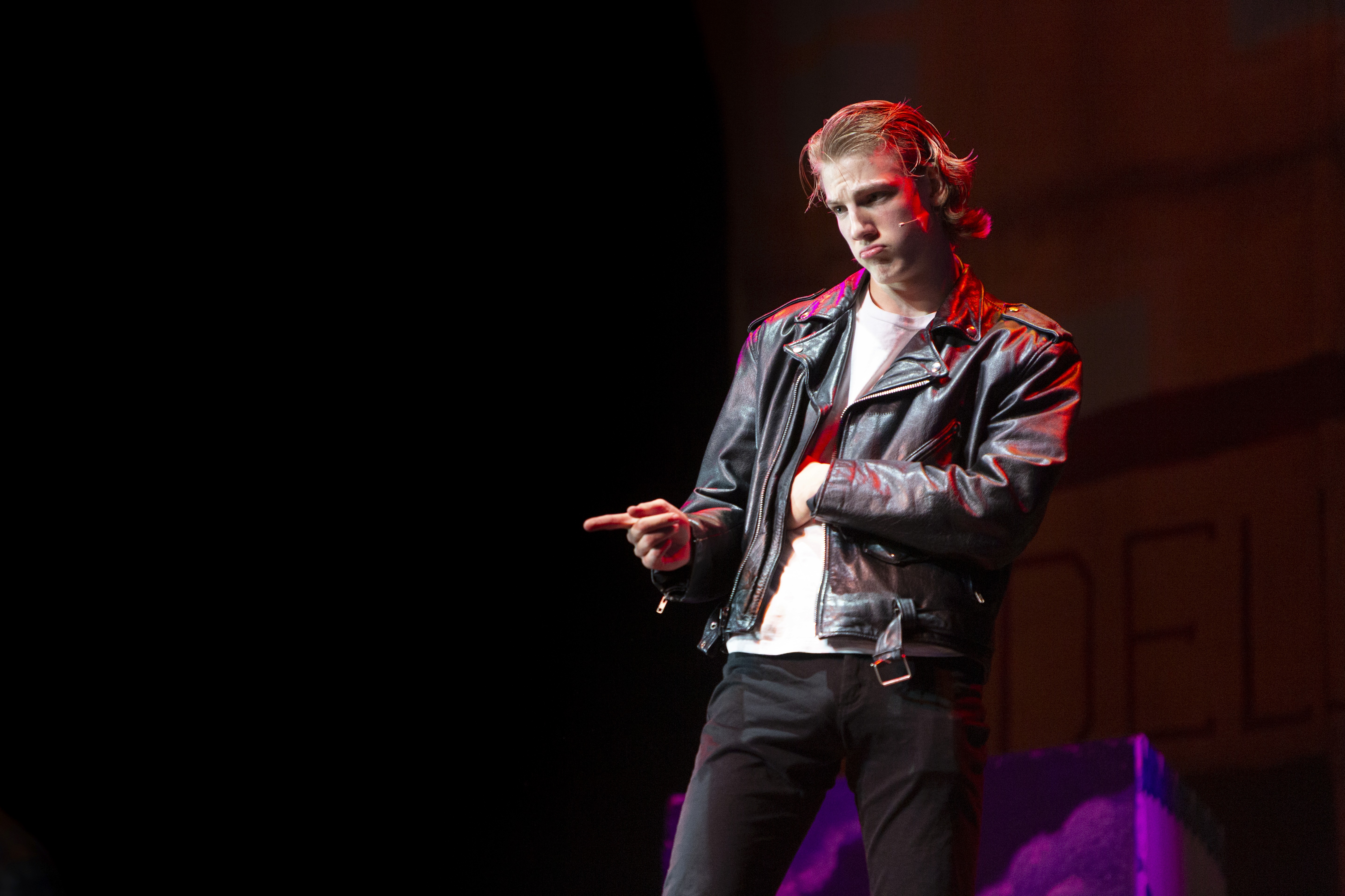 Photos from the live show.