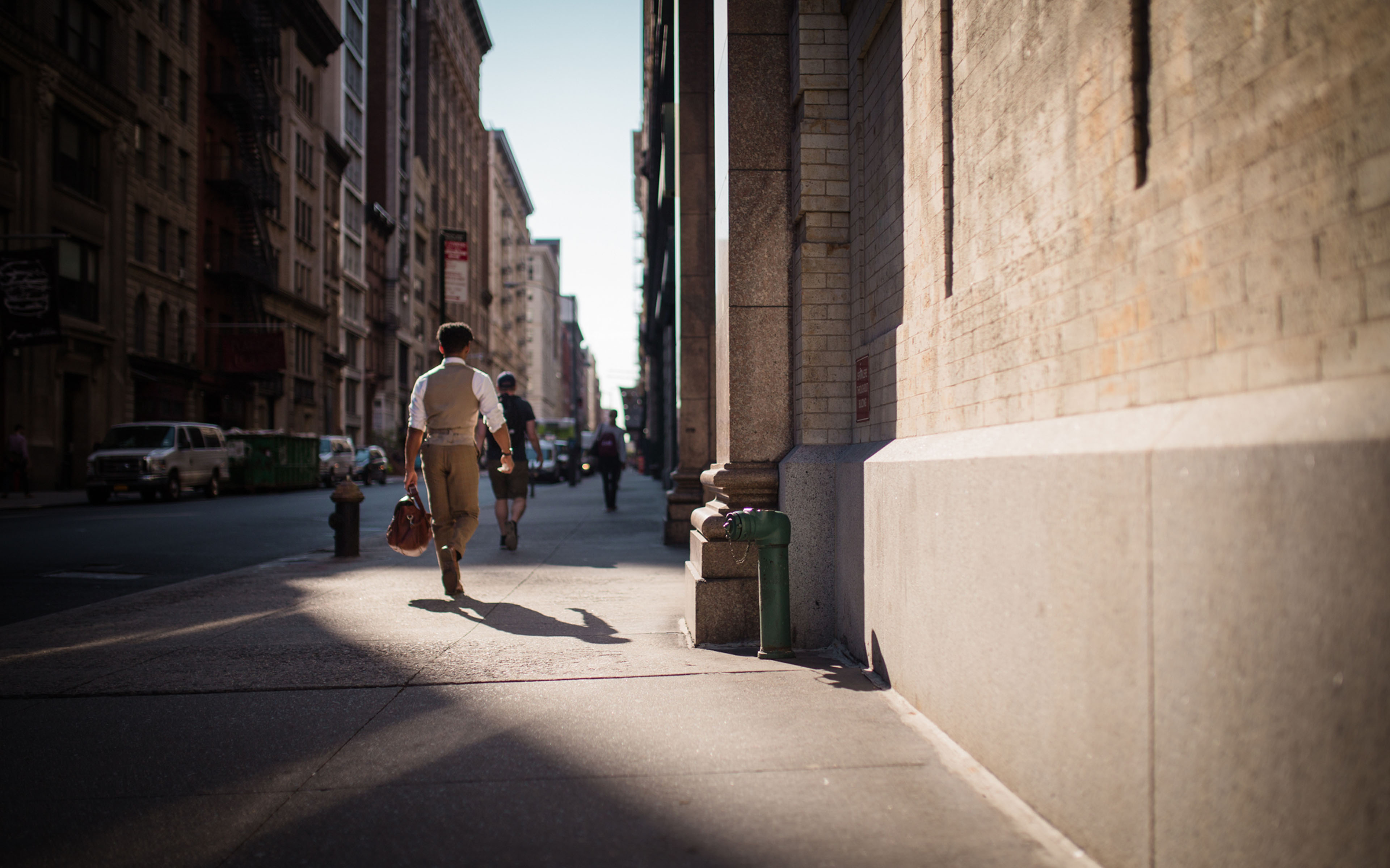 Women portrait in brown hair