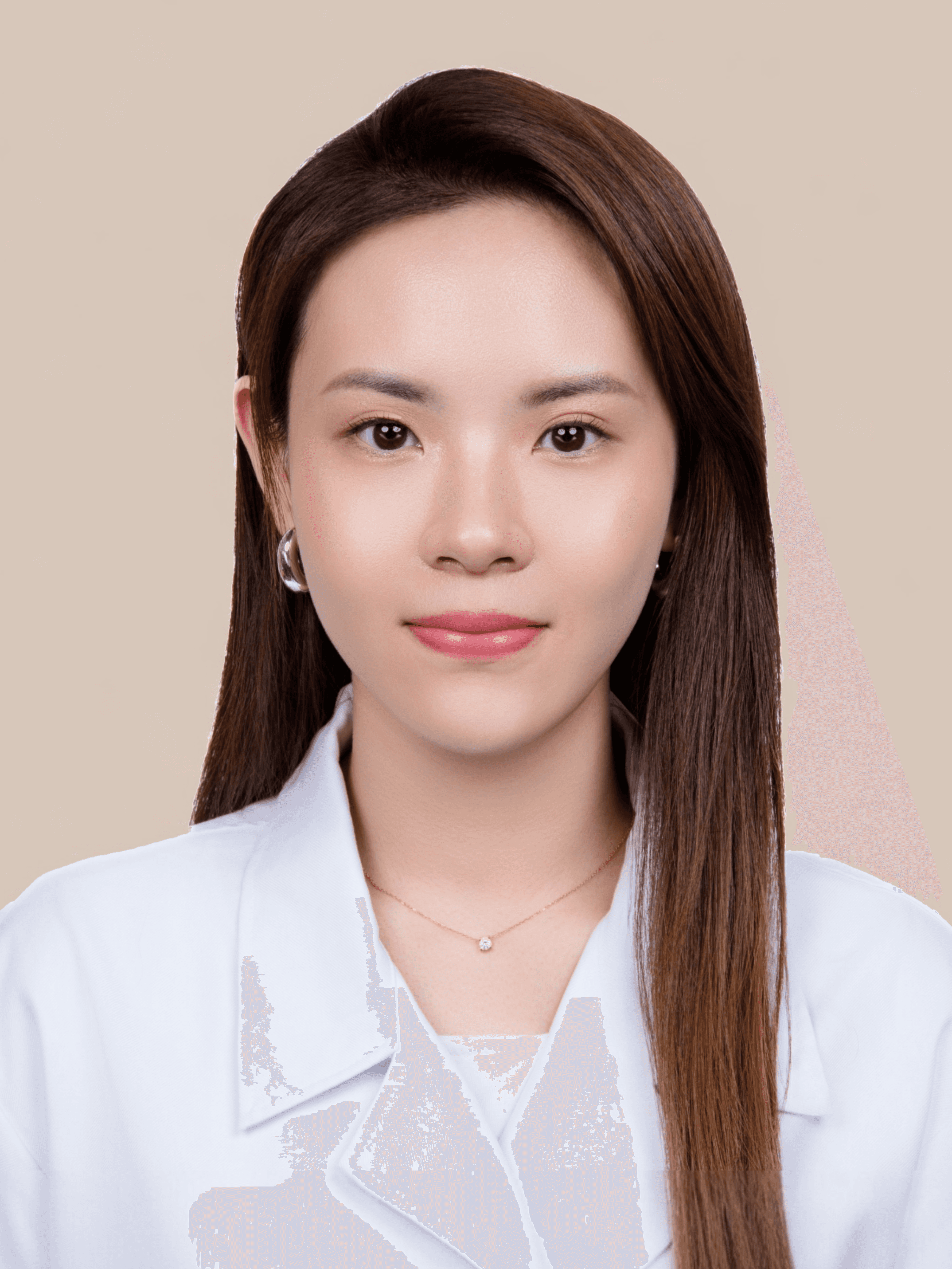 Tzu-Yun (Winnie) Yang, R.Ac. is a Registered Acupuncturist in British Columbia and a graduate of the Acupuncture Program at Kwantlen Polytechnic University. She focuses on the assessment and treatment of musculoskeletal conditions, sports injuries, and movement-related dysfunction. Common conditions treated include: Neck and shoulder pain Low back pain and sciatica Hip and pelvic pain Knee pain Tennis and golfer’s elbow Rotator cuff–related shoulder pain Muscle strains and overuse injuries Running-related injuries Plantar fasciitis and Achilles tendinopathy Postural and movement-related discomfort She also provides care for women’s health concerns, including: Menstrual pain and irregular cycles PMS Menstrual-related headaches, fatigue, and digestive symptoms Treatment may include acupuncture and moxibustion when appropriate, especially for menstrual and pain-related conditions. Her acupuncture approach is gentle, with minimal discomfort, while maintaining safety and effectiveness. With additional training as a Pilates instructor, she has a strong understanding of posture, movement mechanics, and rehabilitation principles. Treatment plans are individualized and focus on both symptom relief and underlying contributing factors. Her goal is to help patients recover from pain, improve movement, and return safely to daily activities and sport through evidence-informed, patient-centered care.
