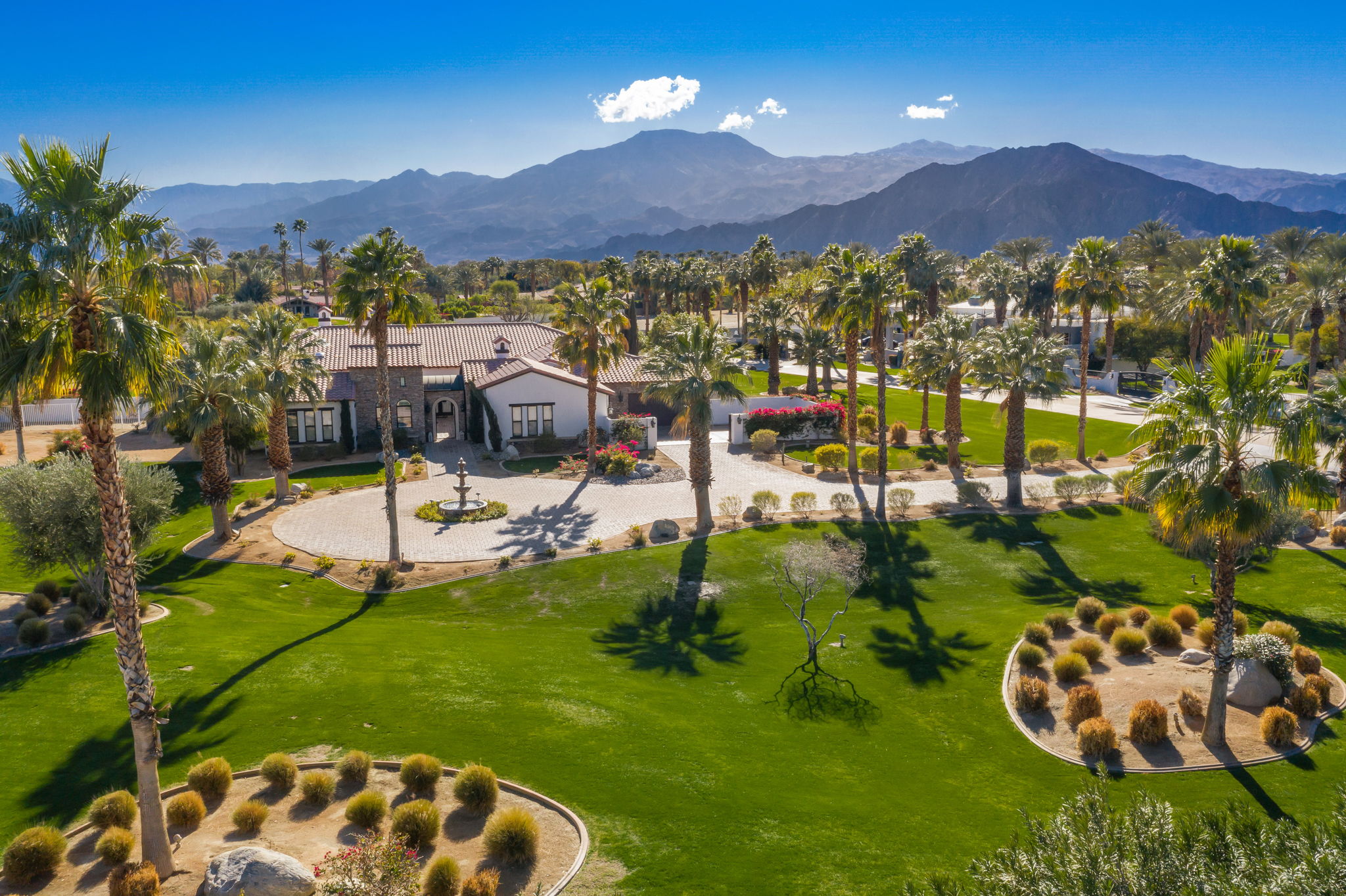 Here comes the alt text