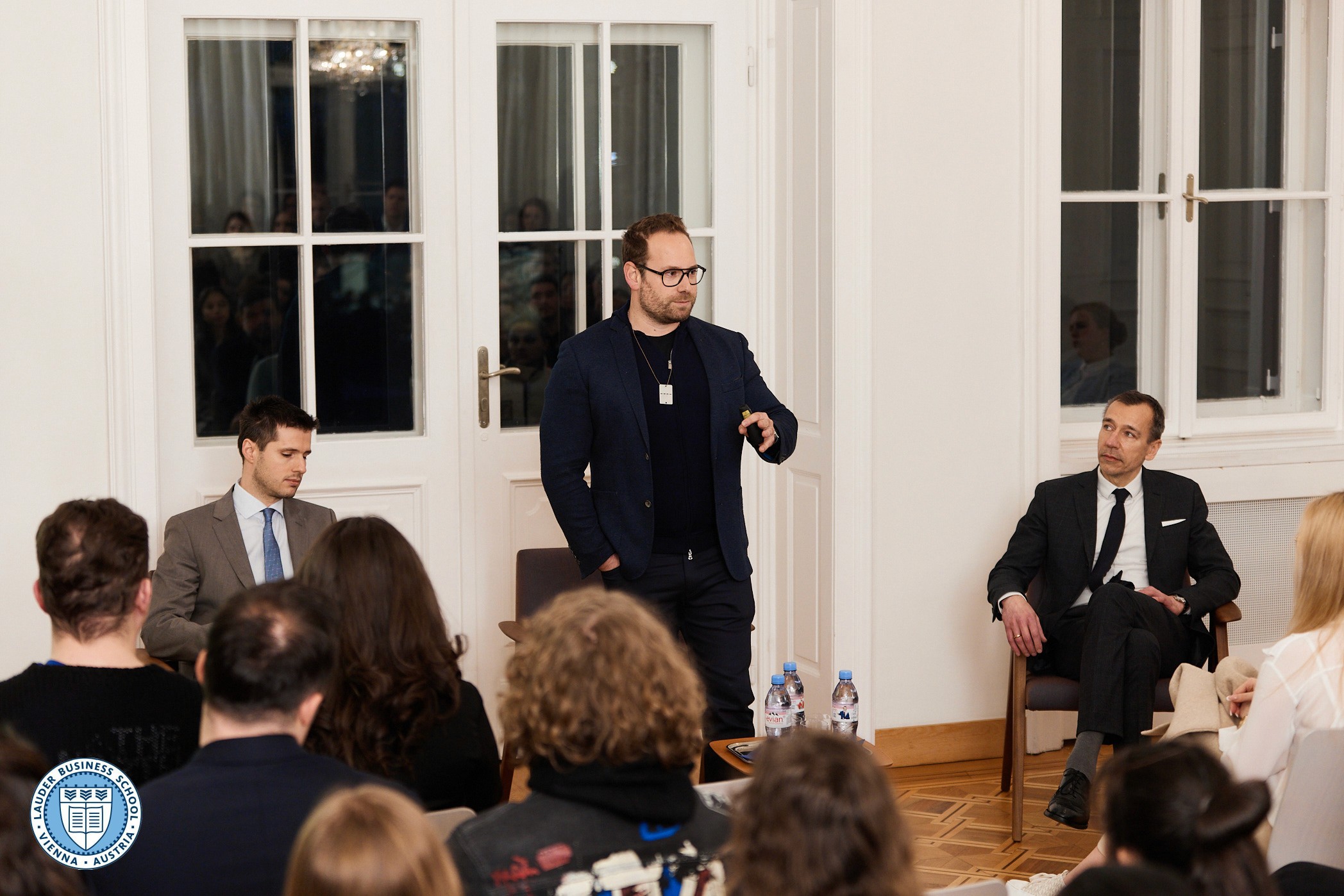 Entrepreneur Ben Ruschin talking to LBS students