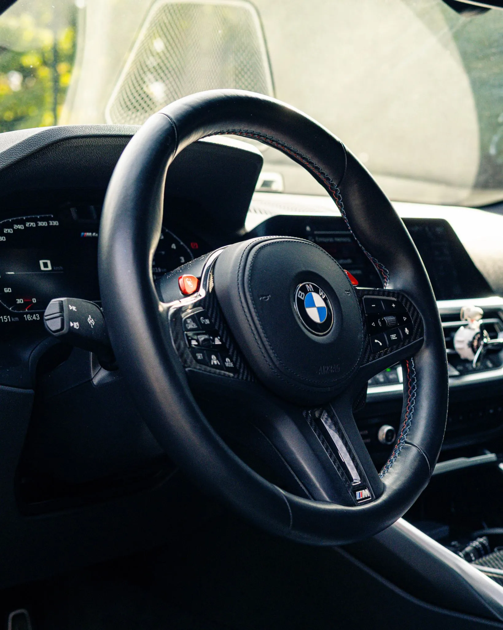 Volante del BMW M4 Competition