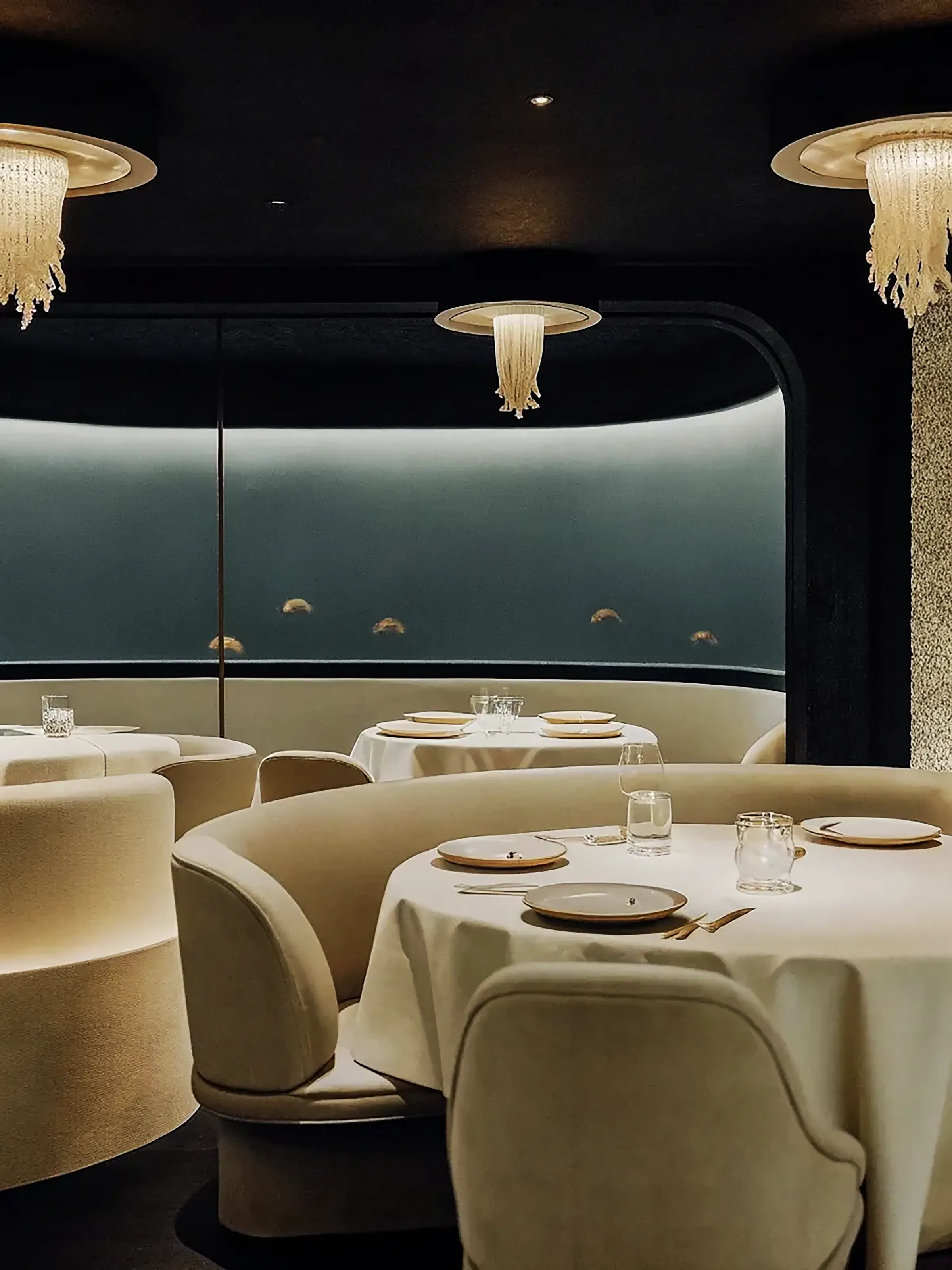 Modern Restaurant Interior