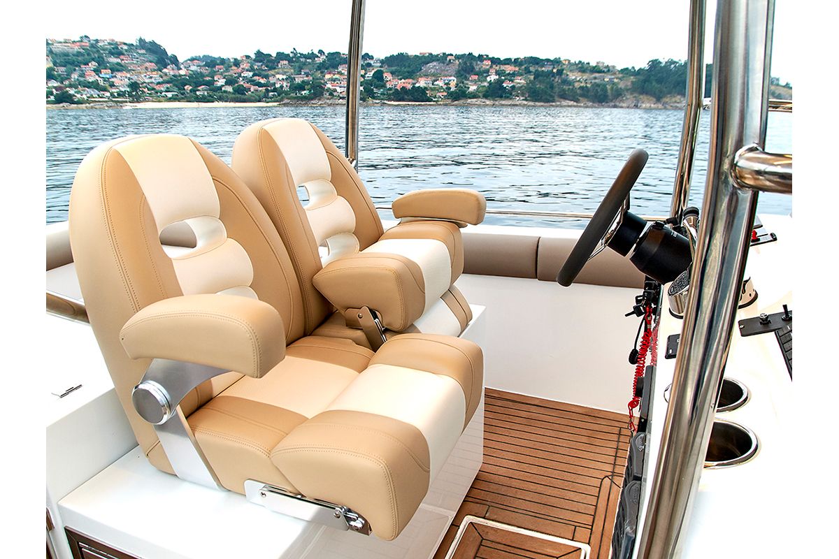 Asientos Rodman 33 Offshore