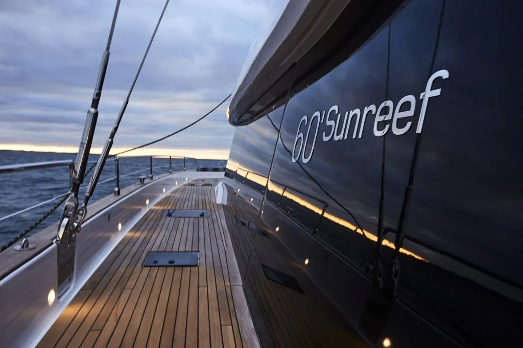 Sunreef 60 logo