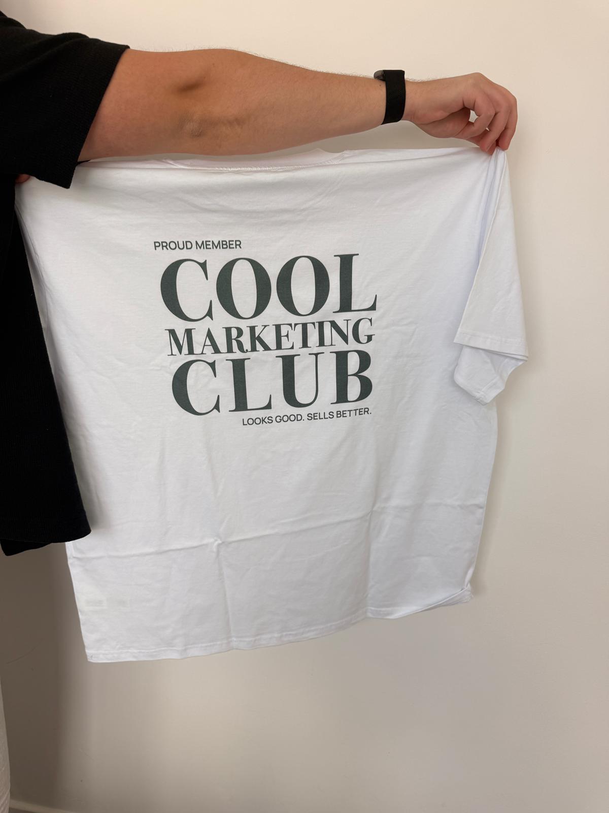 Responsives Webseiten Design von Rheinmarketing mit Fokus auf Vertrauen und Anfragen