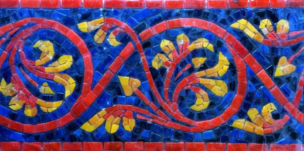Red Ribbon Vine mosaic border, Red and gold on cobalt, hand-cut — reference H-39, Mosaiclegs Art Studio