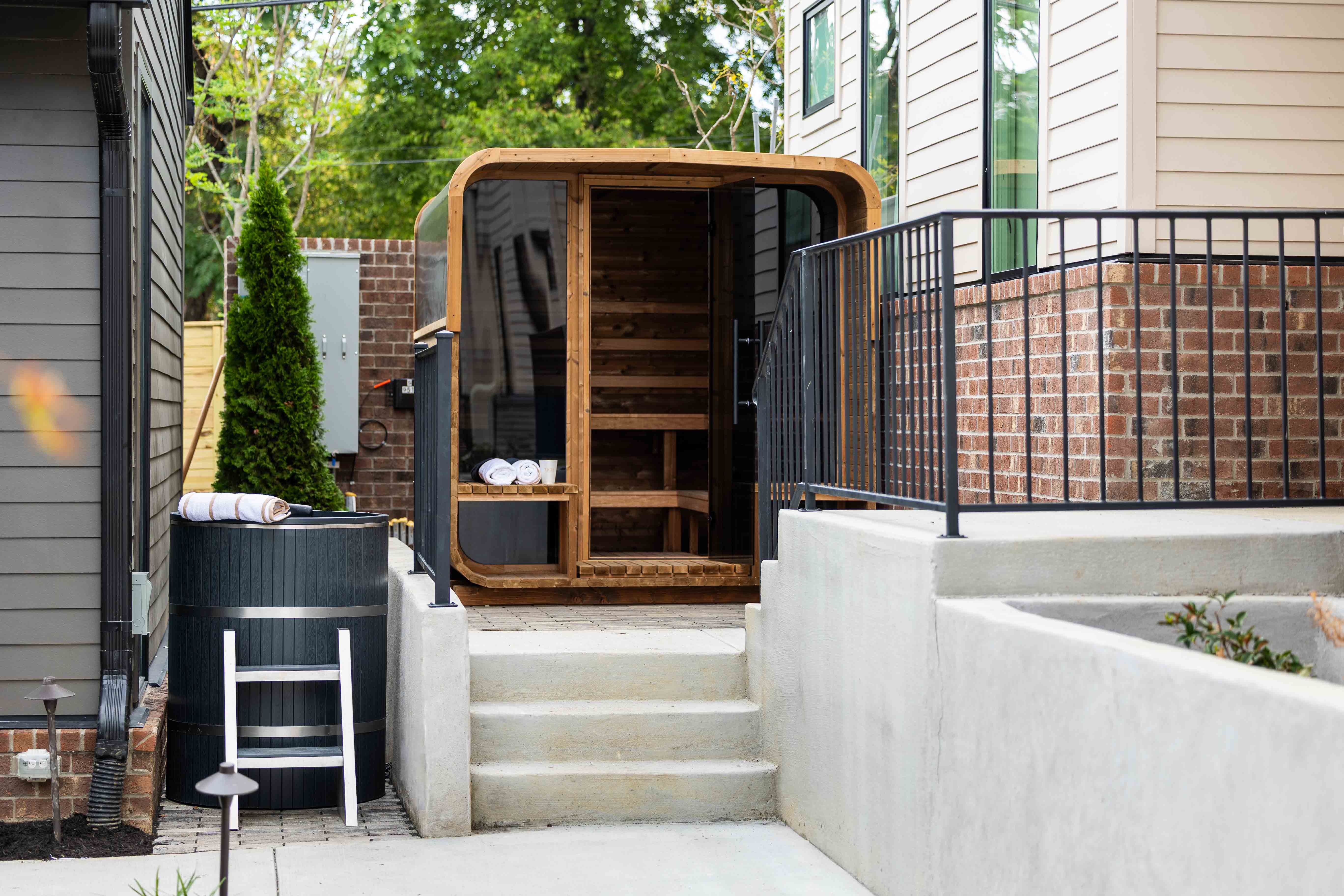 Sauna and Cold Plunge - Noa Nashville
