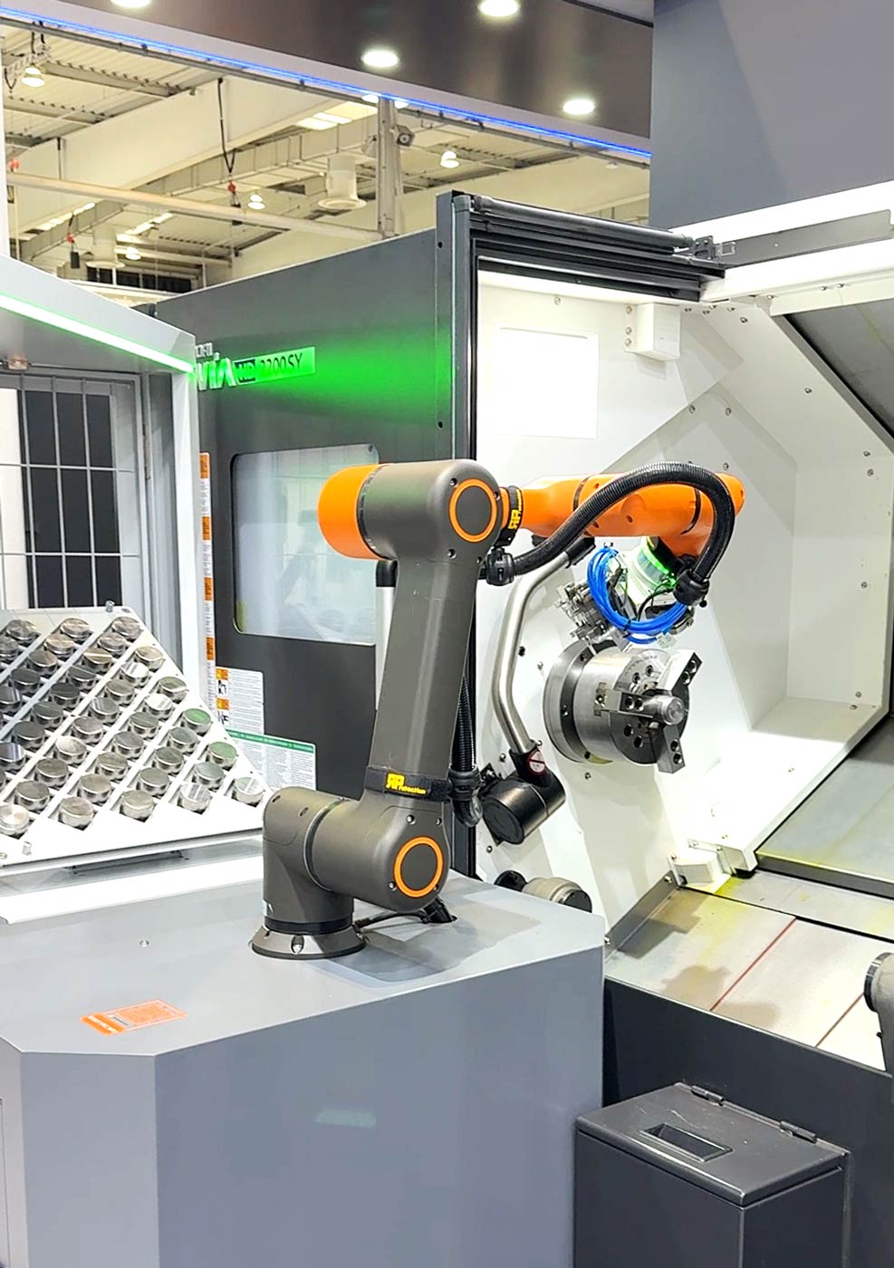 Hyundai WIA L400C Drehzentrum