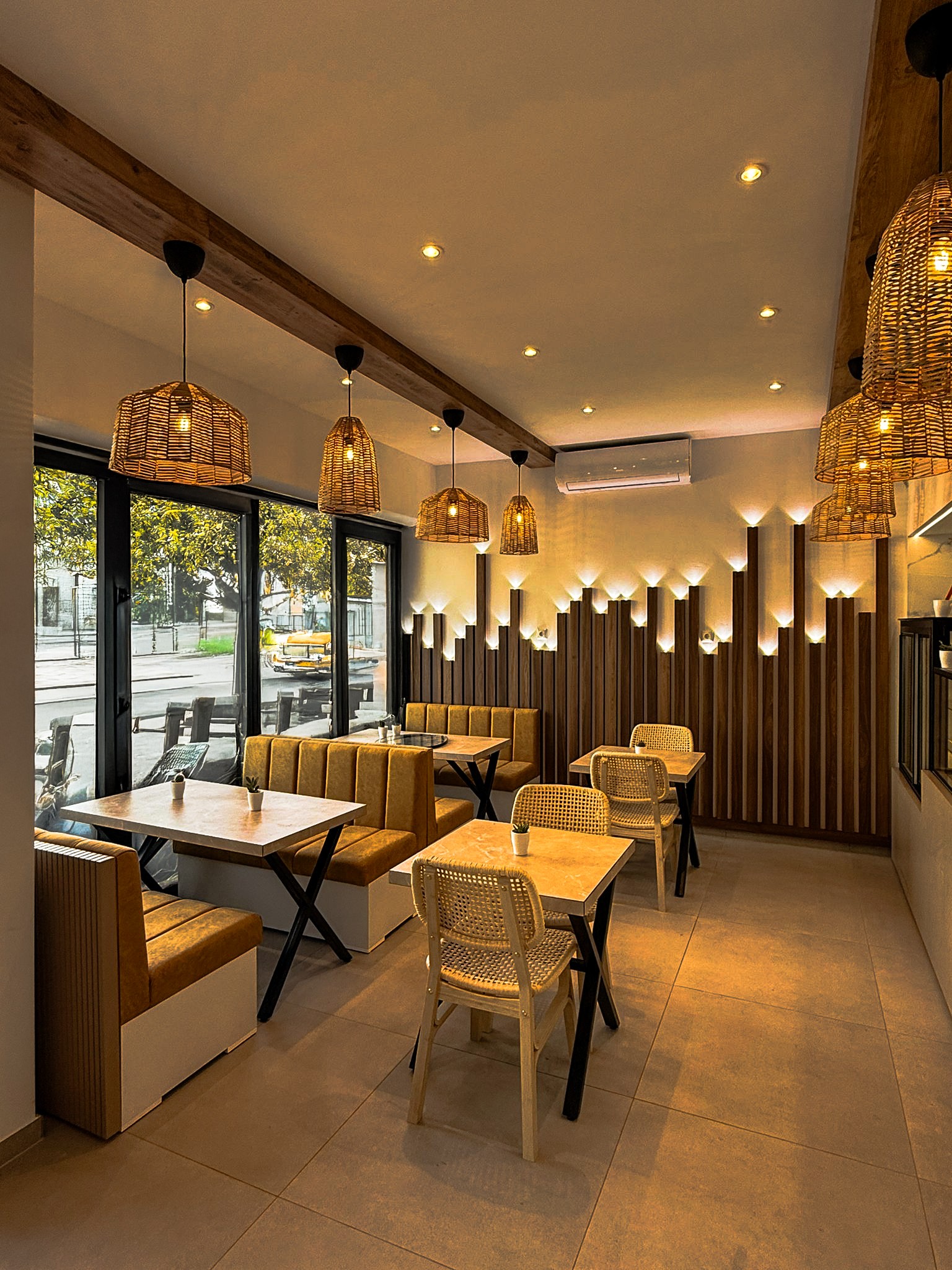 Hyde Grill Restaurant