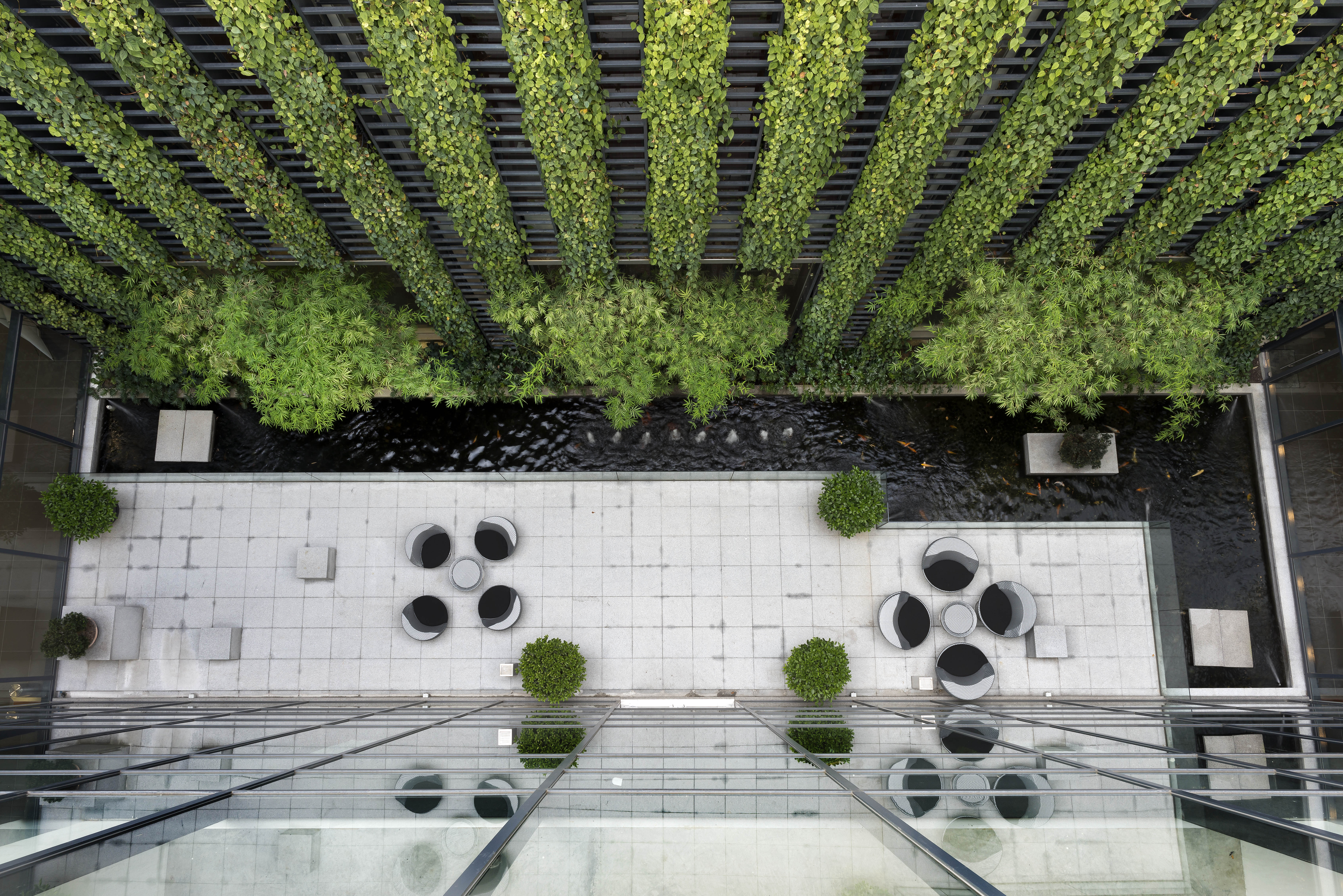 Courtyard view of Mercedes-Benz 3S Balakong by Asima Architects
