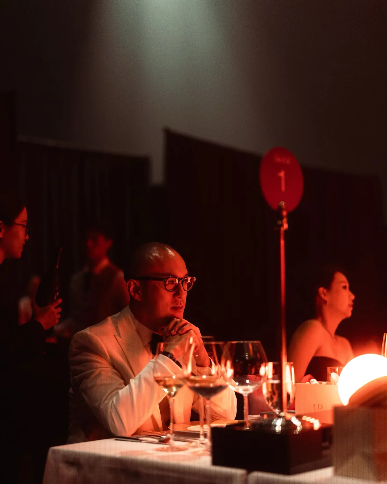 Tatler Ball — project image 10 by Roman Olinchuk. 香港攝影、創意影像及視覺敘事作品。