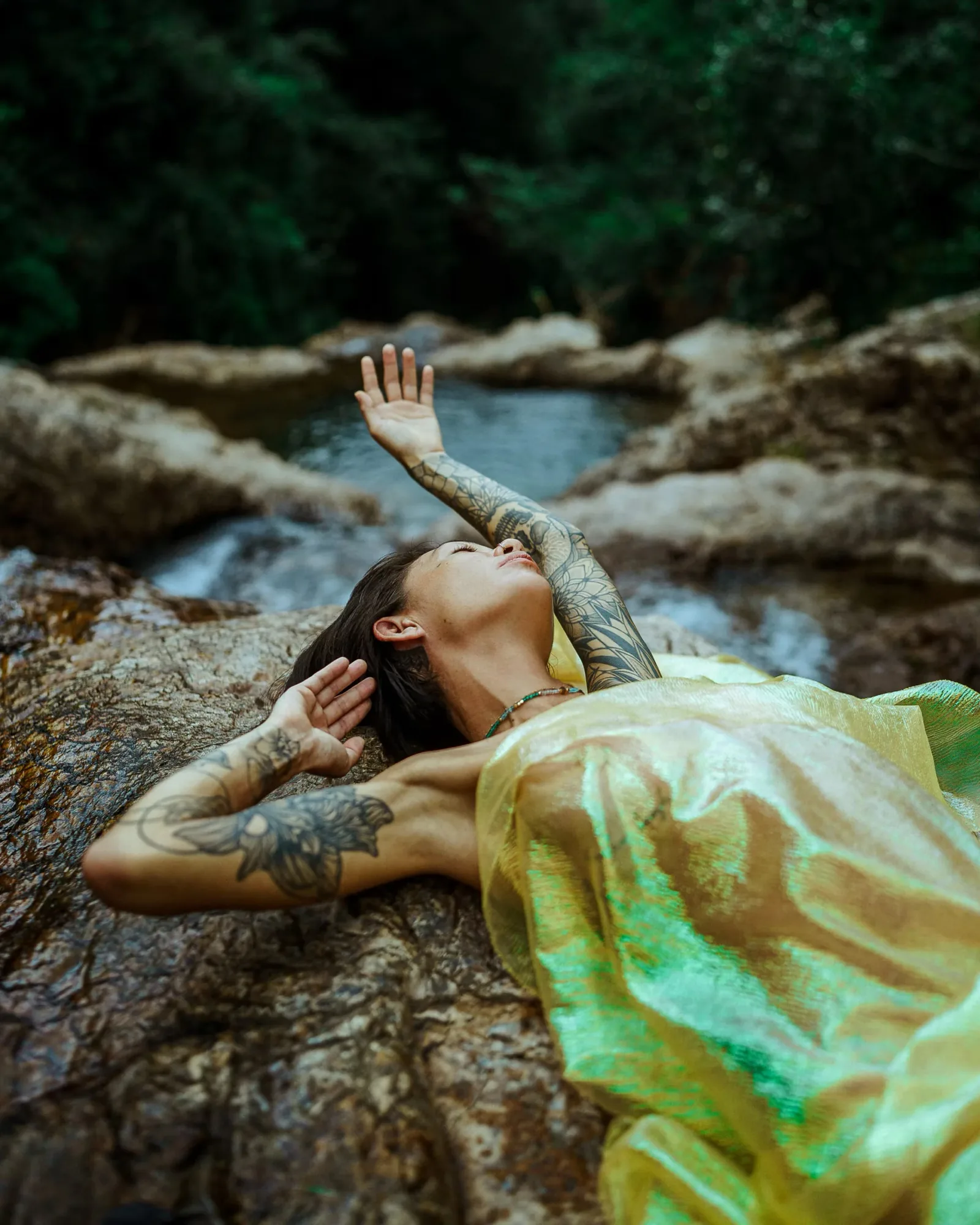 One with Nature — project image 02 by Roman Olinchuk. 香港攝影、創意影像及視覺敘事作品。