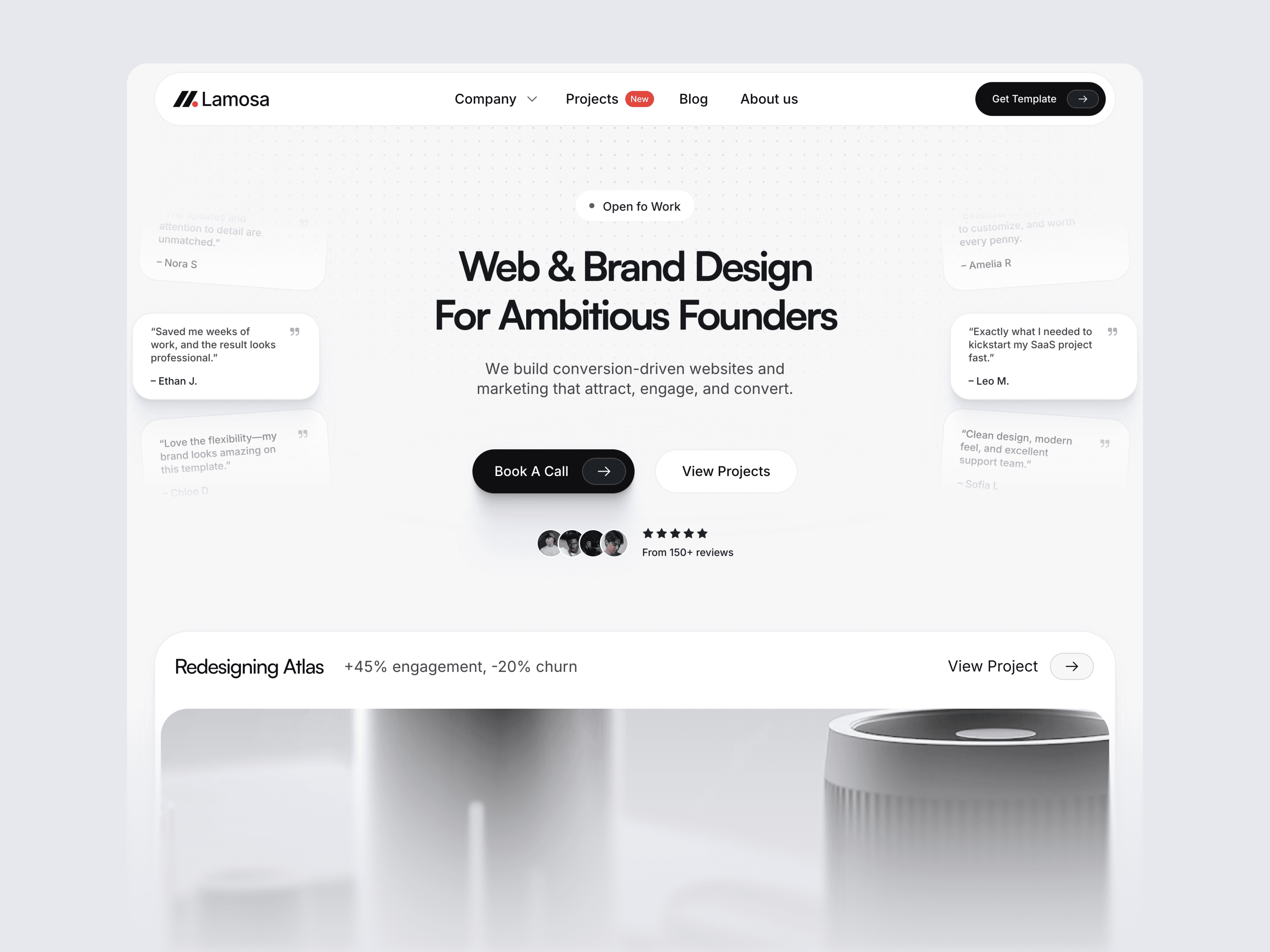 Quomi Screen on a desktop