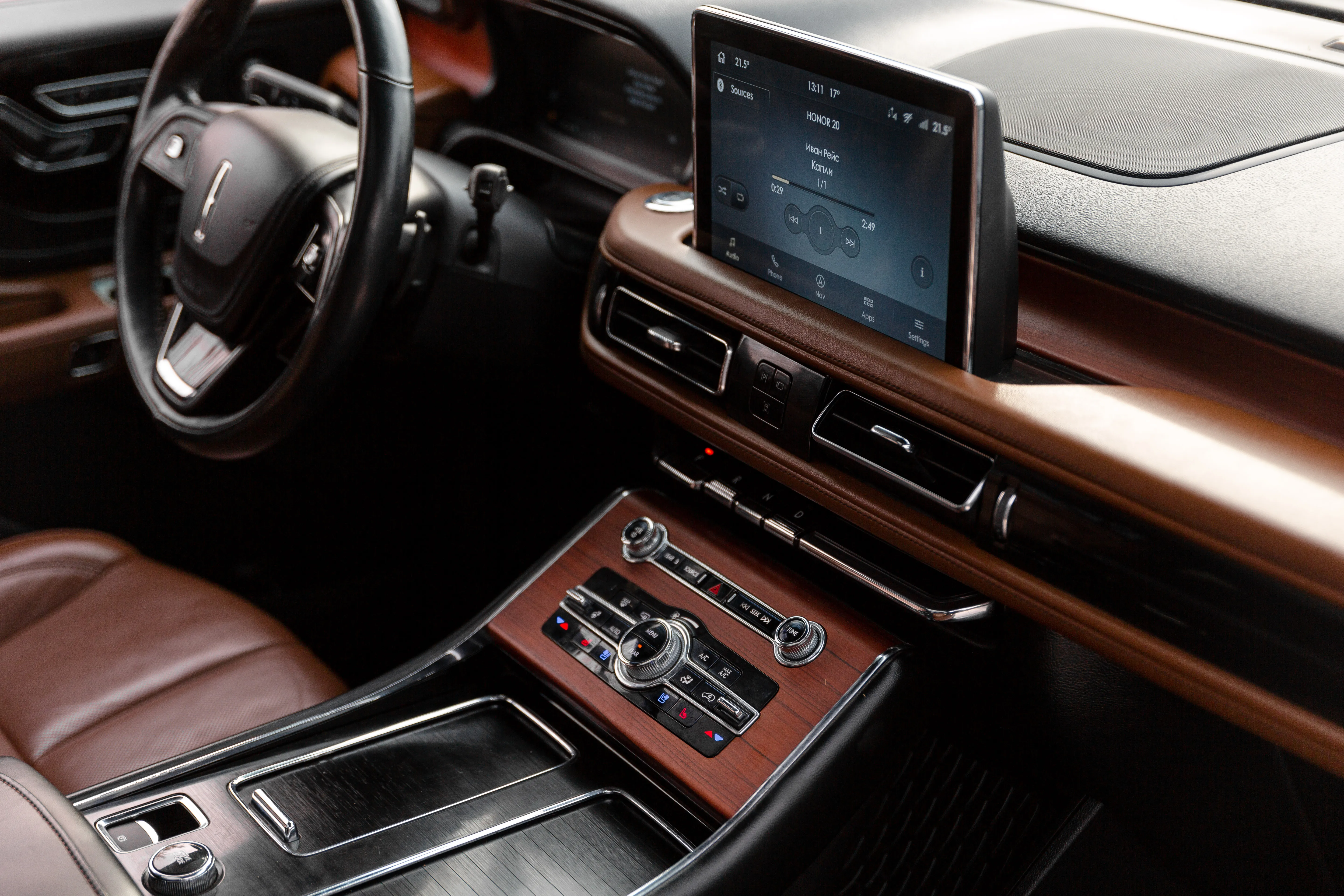 Car Additional Photo 1