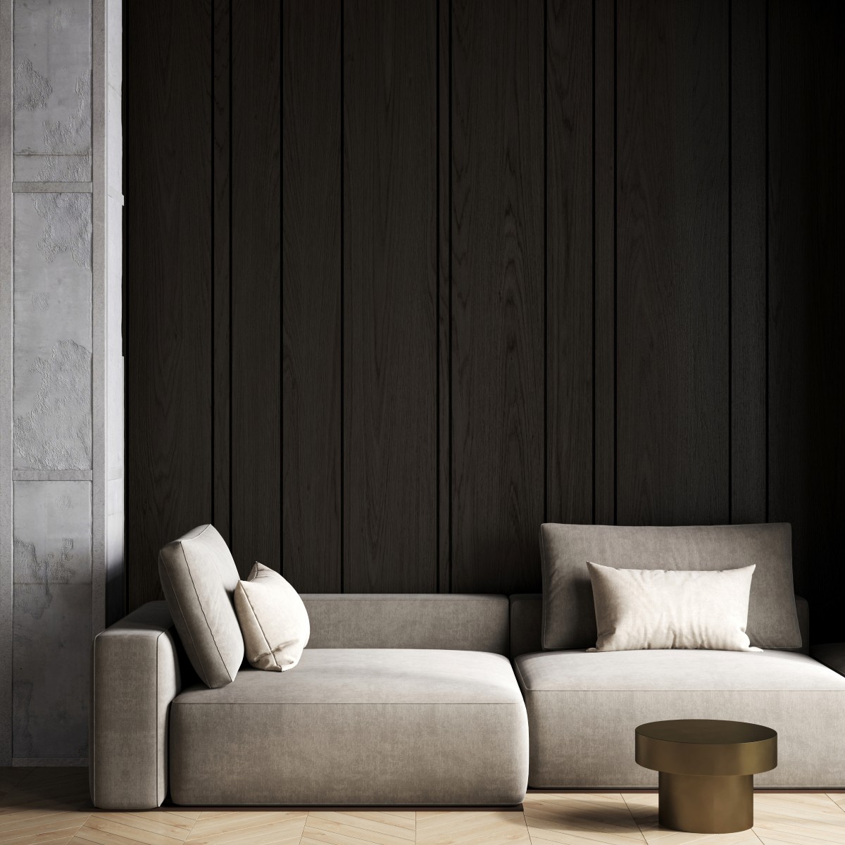 Modern, minimalistisk rum med en ljusgrå soffa och mörk gardiner