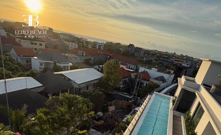 Luxury Penthouse Bedroom, Canggu: Primary suite with a King Koil Super King Bed and premium linens. Spacious accommodation at Echo Beach Suite, Bali.