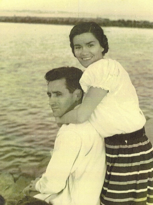 Augusto Aboitiz & Maitena Uriarte 1949 Uruguay.jpg