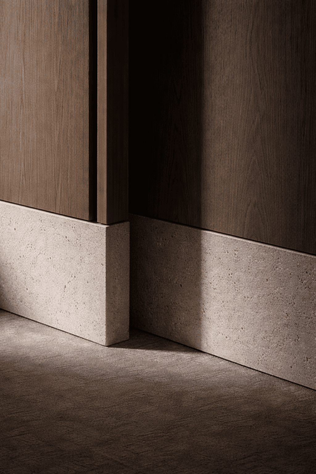 Prairiebeplanting met paarse en gele bloemen in natuurlijke, losse compositie.