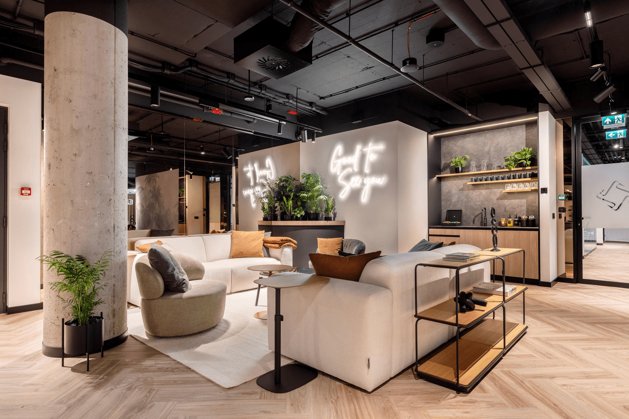 czym jest biuro serwisowane 1 - infinity