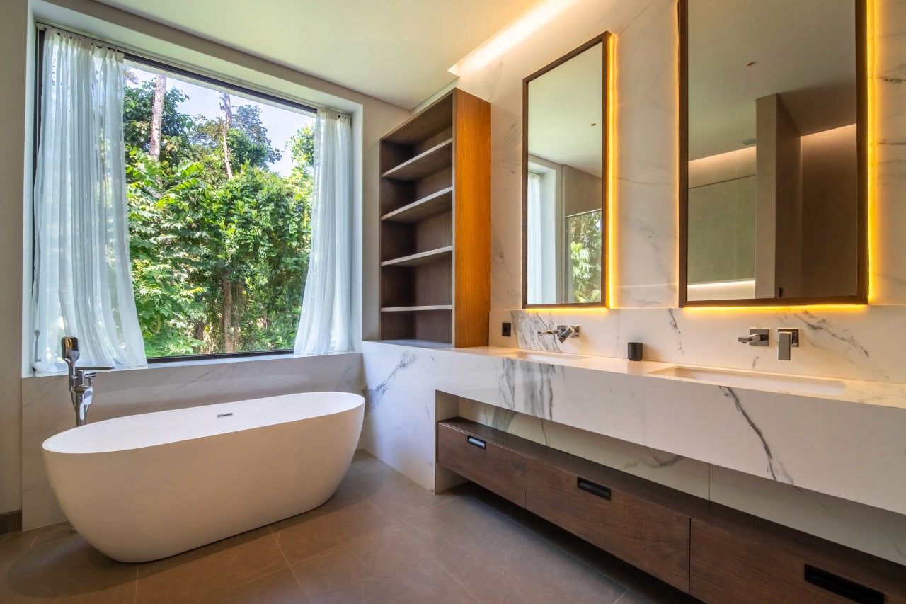 4-bedroom premium villa with jungle and river views in Ubud