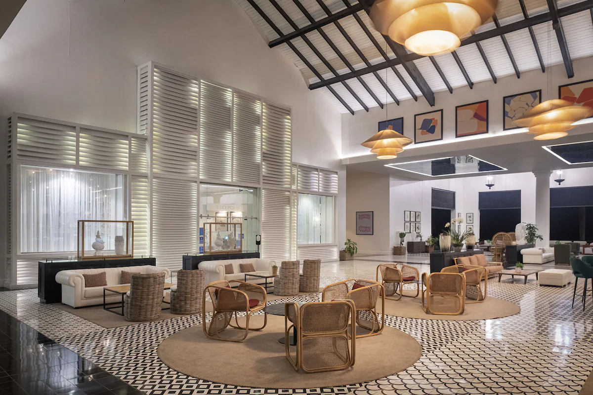 Hotel Ocean Blue & Sand