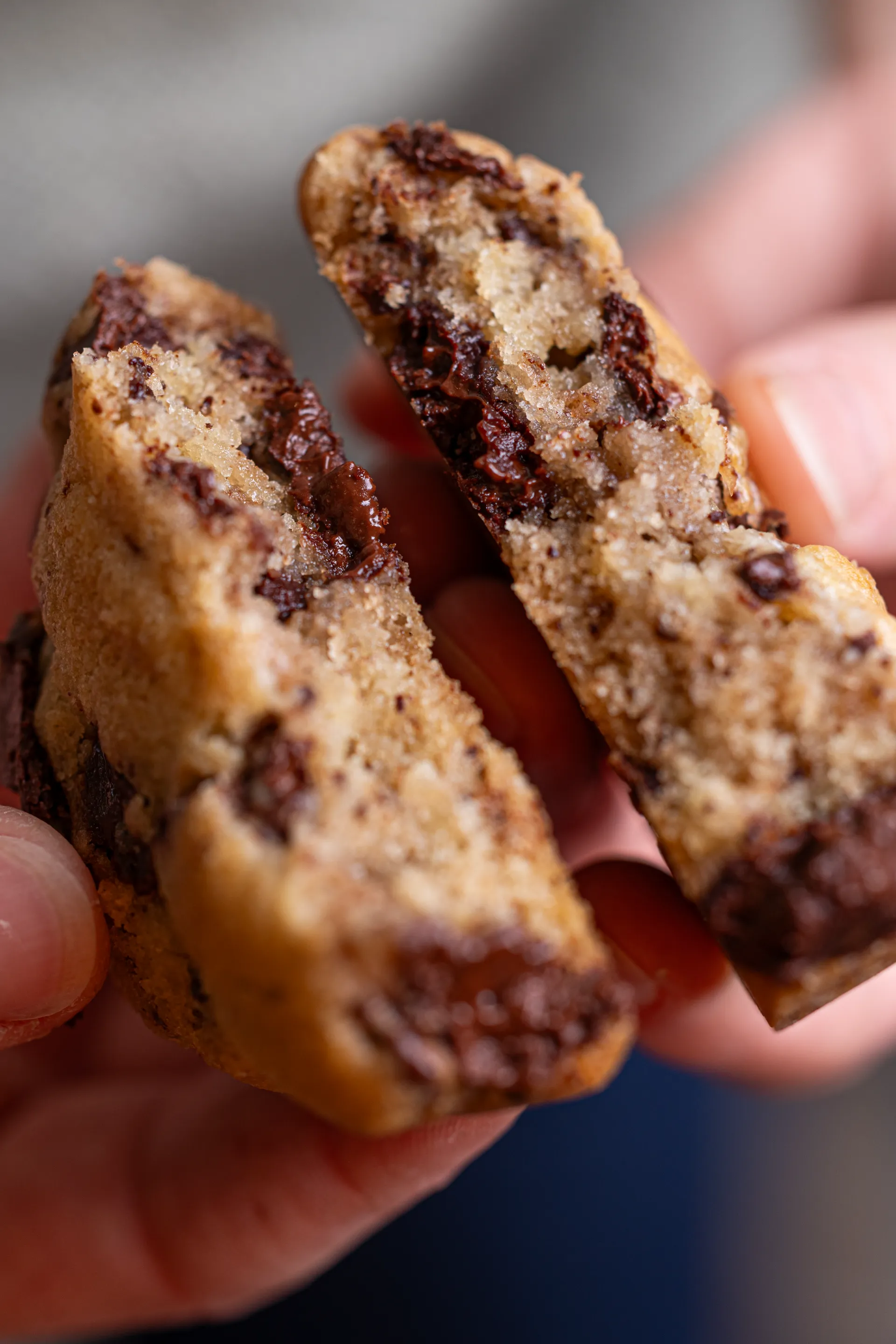 cookie cassé en deux