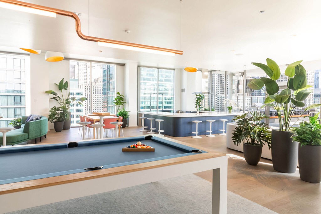 Pool table and amenity bar area at Catalyst West Loop Chicago apartments