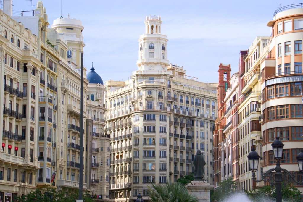 plaza del ayuntamiento, valencia