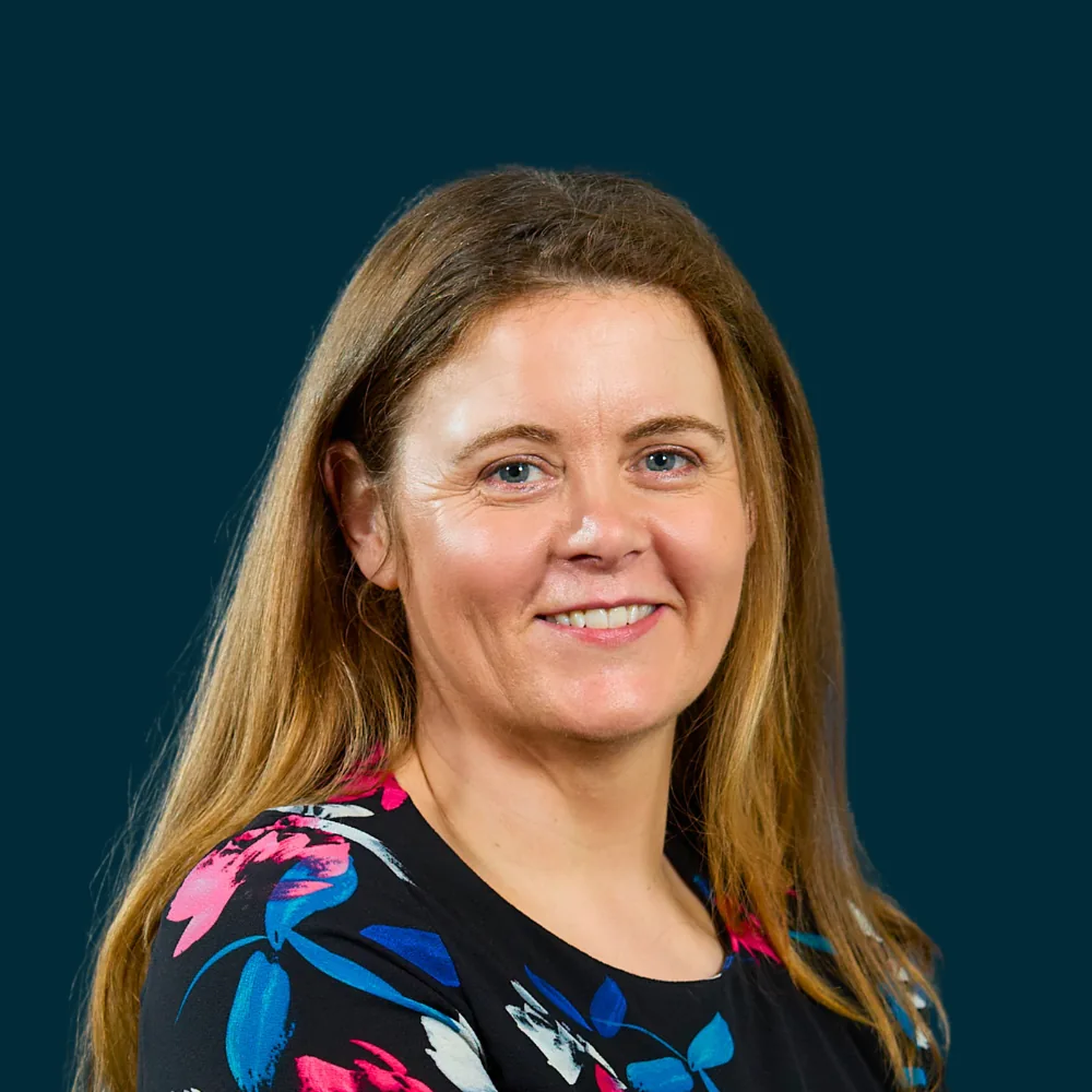 Helen Hurley headshot