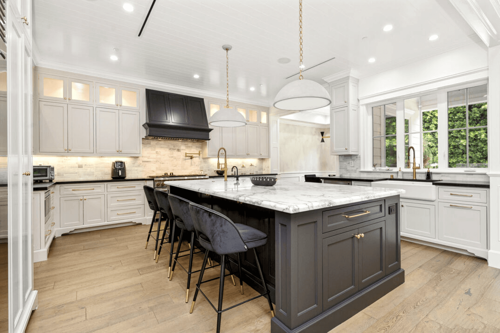 Image of modern living room