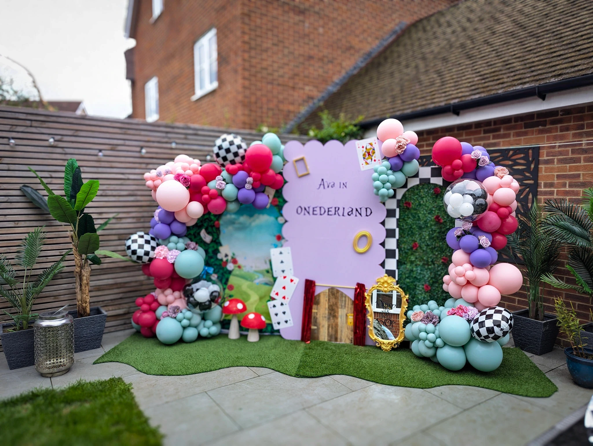 Alice in wonder land themed party