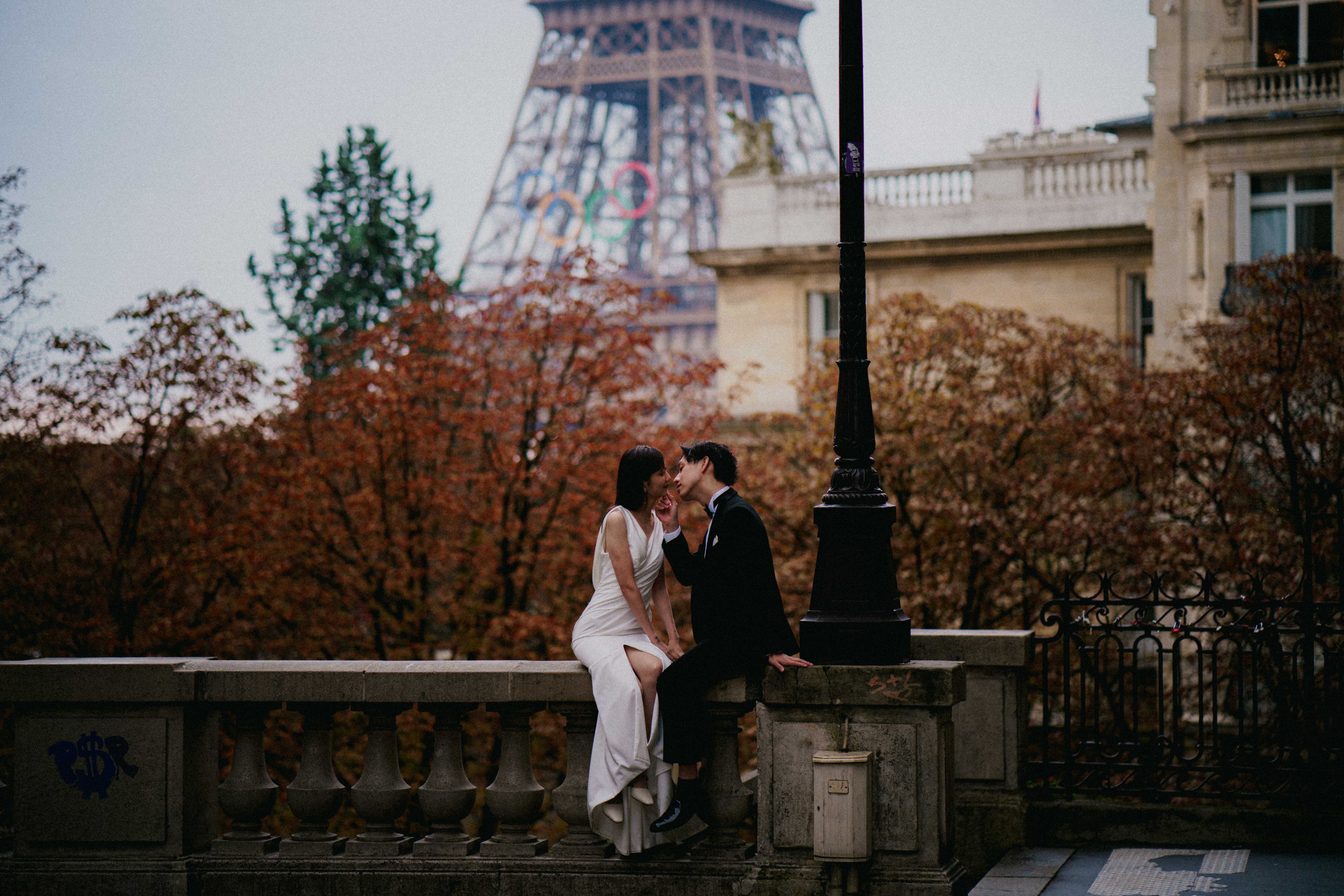 Paris Photographer - LeParisPro. Weddings, engagements, proposals, lifestyle and fashion photoshoots.
