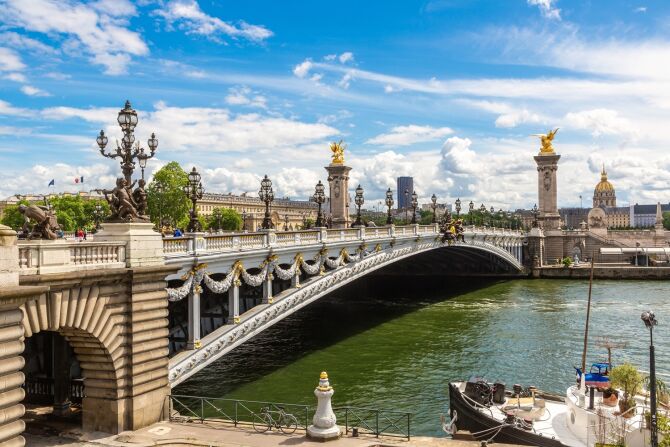 3. Stroll Along the Seine