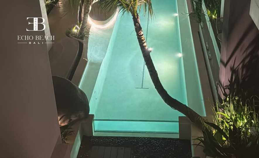 Bali Luxury Penthouse Sauna: Interior view of the private dry heat sauna room. Exclusive wellness amenity at the Echo Beach Suite, Canggu.