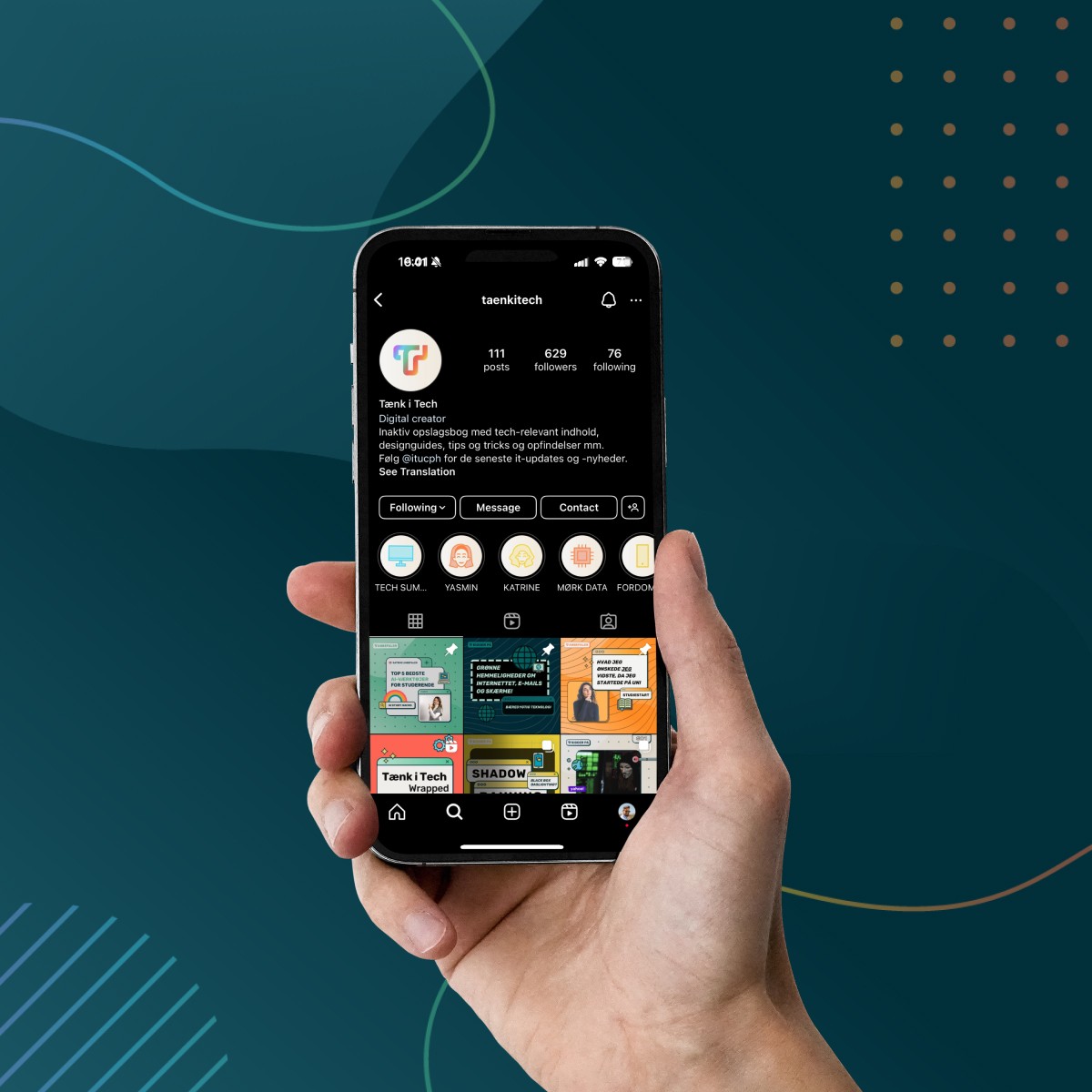 Project showcase laptop mockup