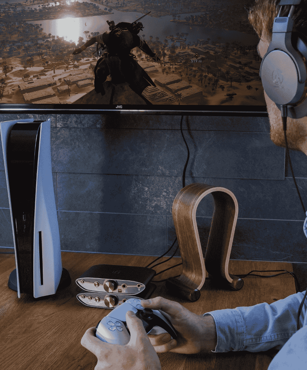 iFi Audio Zen DAC 3 - lifestyle - LE STUDIO HIFI