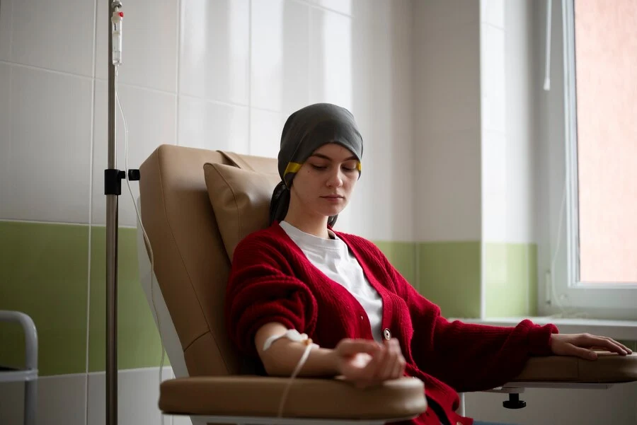 patient-getting-chemotherapy-treatment