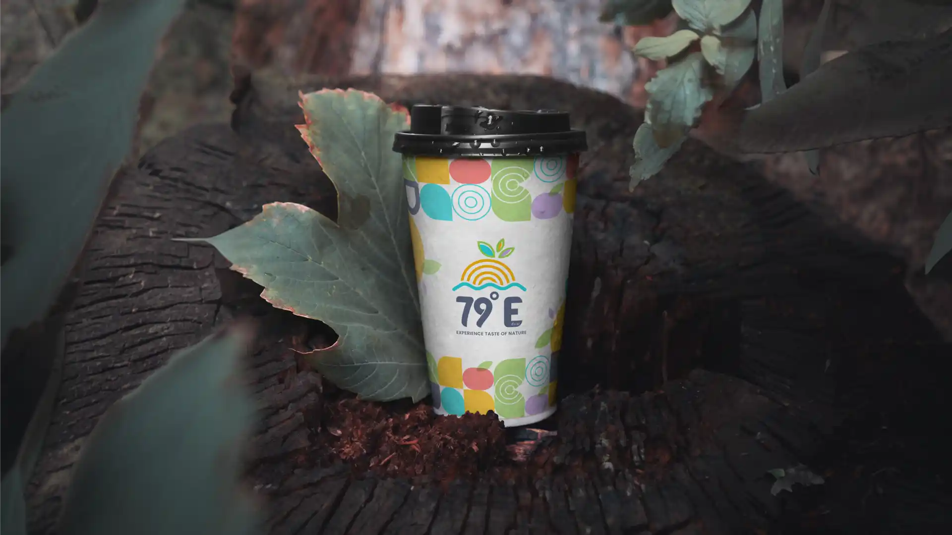 79e branded takeaway paper cup with logo and produce pattern